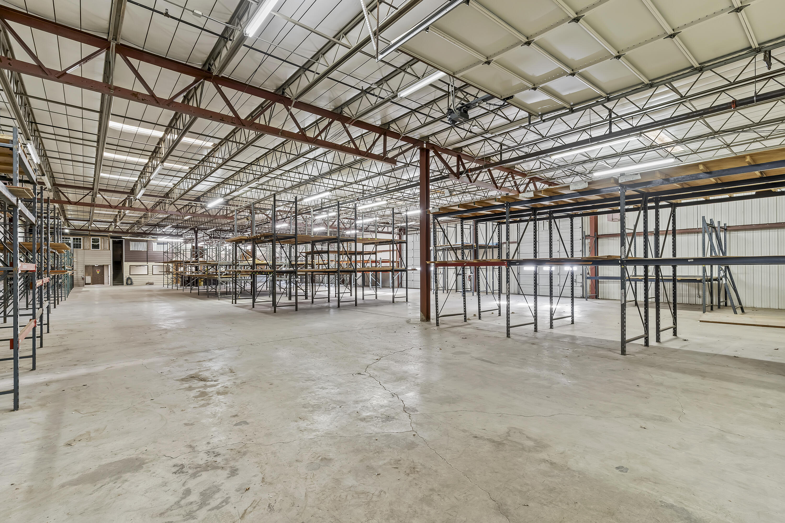 Photo 6 - Commercial Sale for sale – 3001 E Pythian Street  Springfield, MO