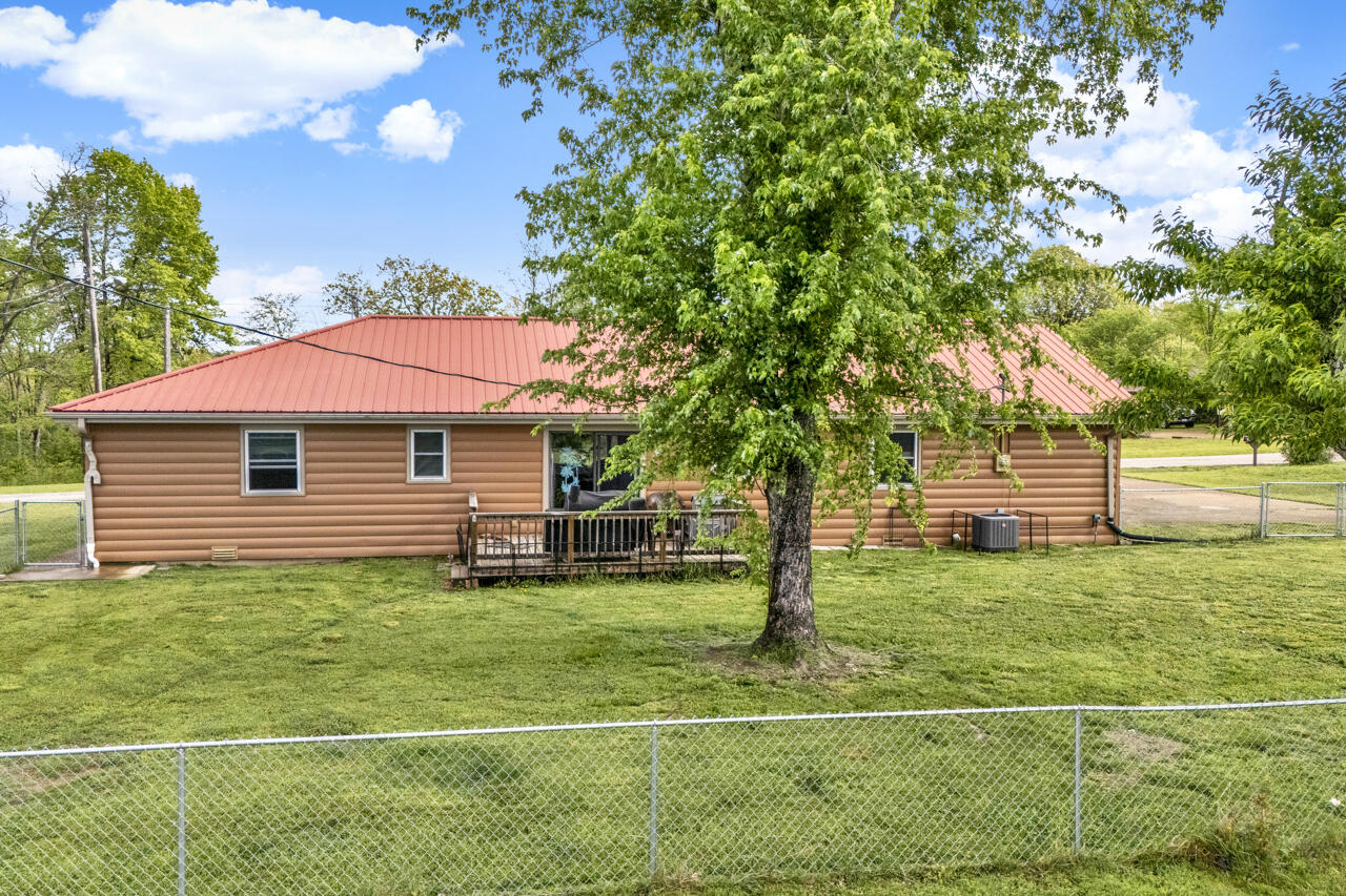Photo 8 - Residential for sale – 142  Reid Drive  Theodosia, MO
