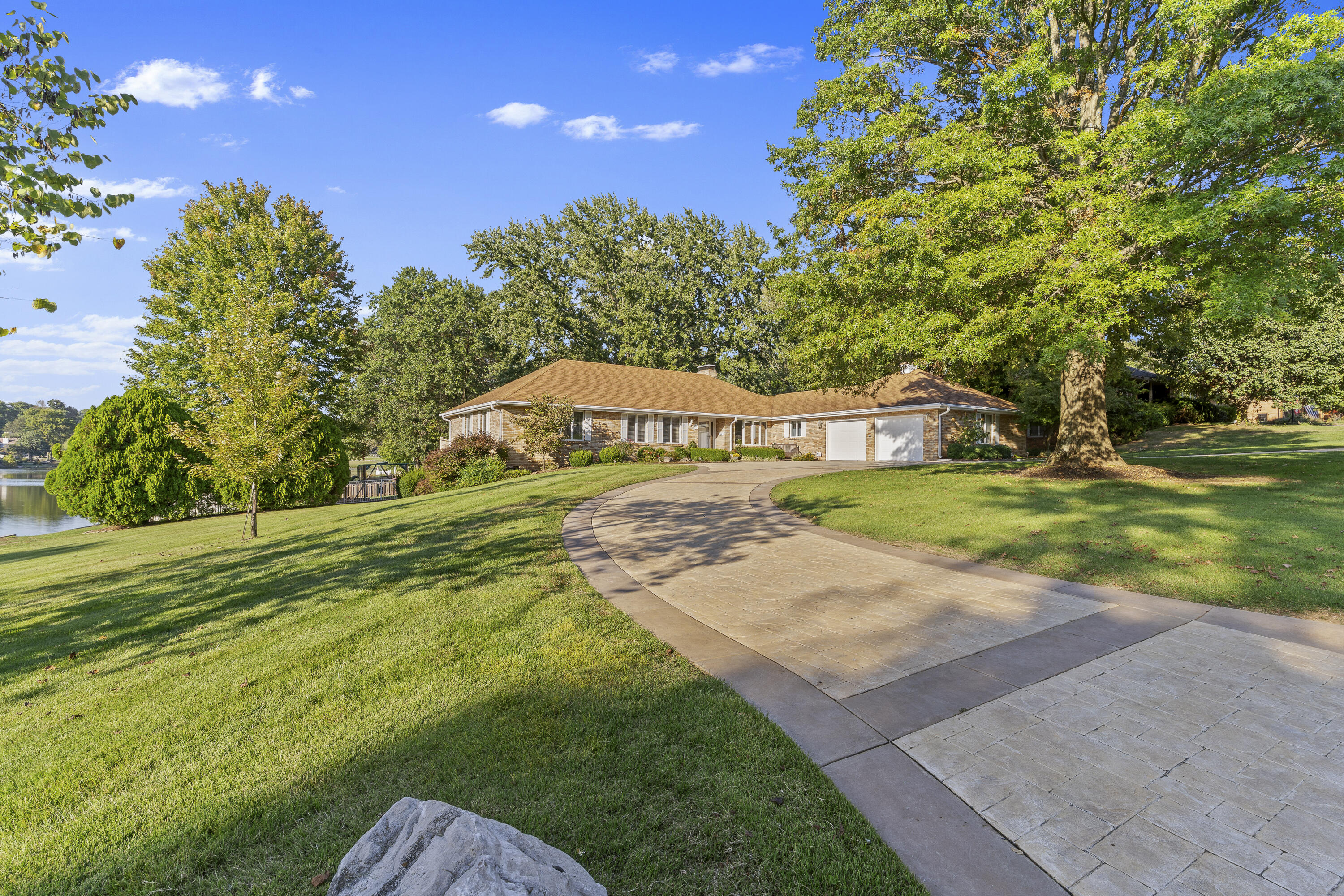 Photo 6 - Residential for sale – 2747 E Rocklyn Road  Springfield, MO