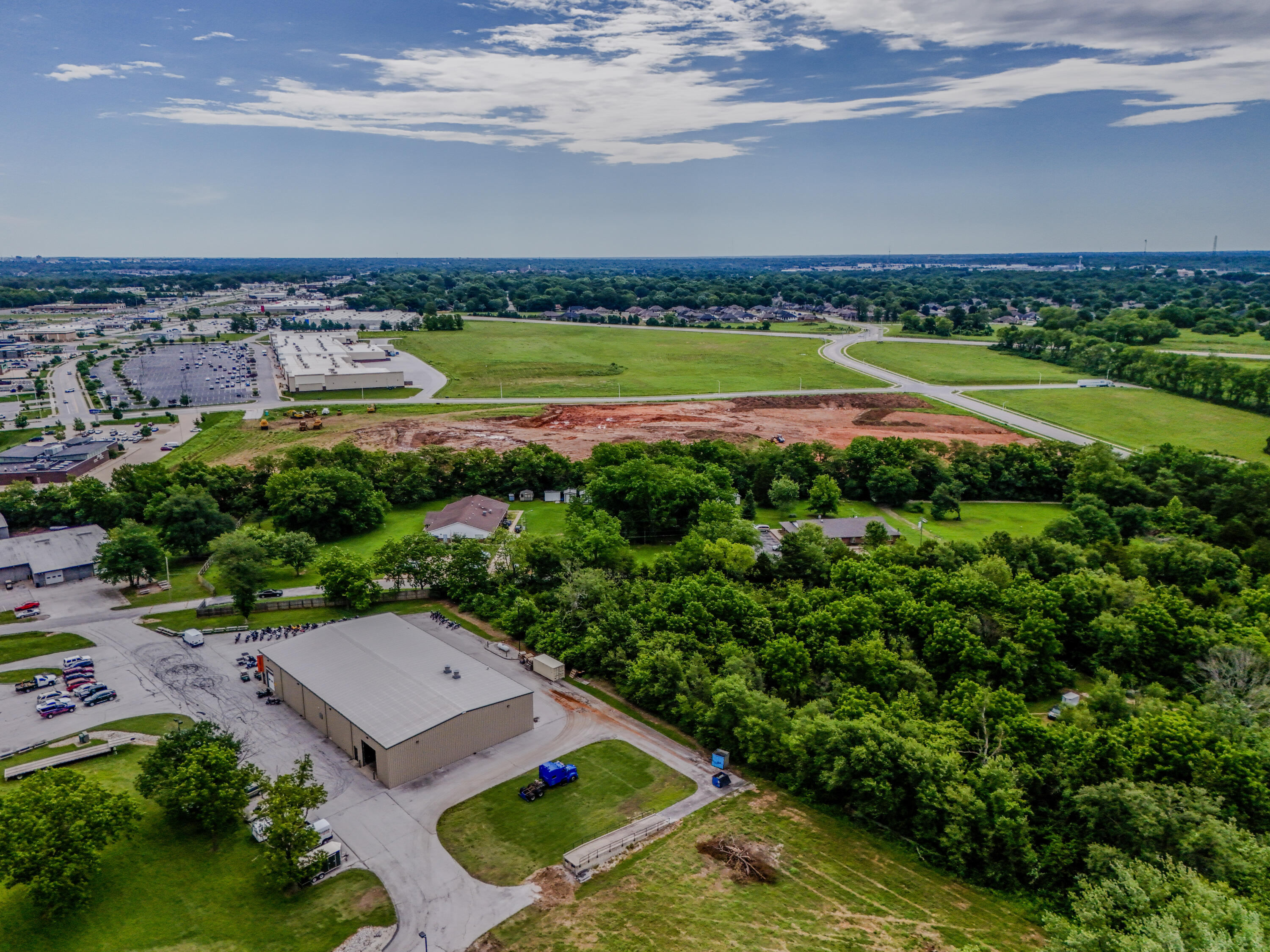 Photo 4 - Commercial Sale for sale – 3992 W Sunshine Street  Springfield, MO