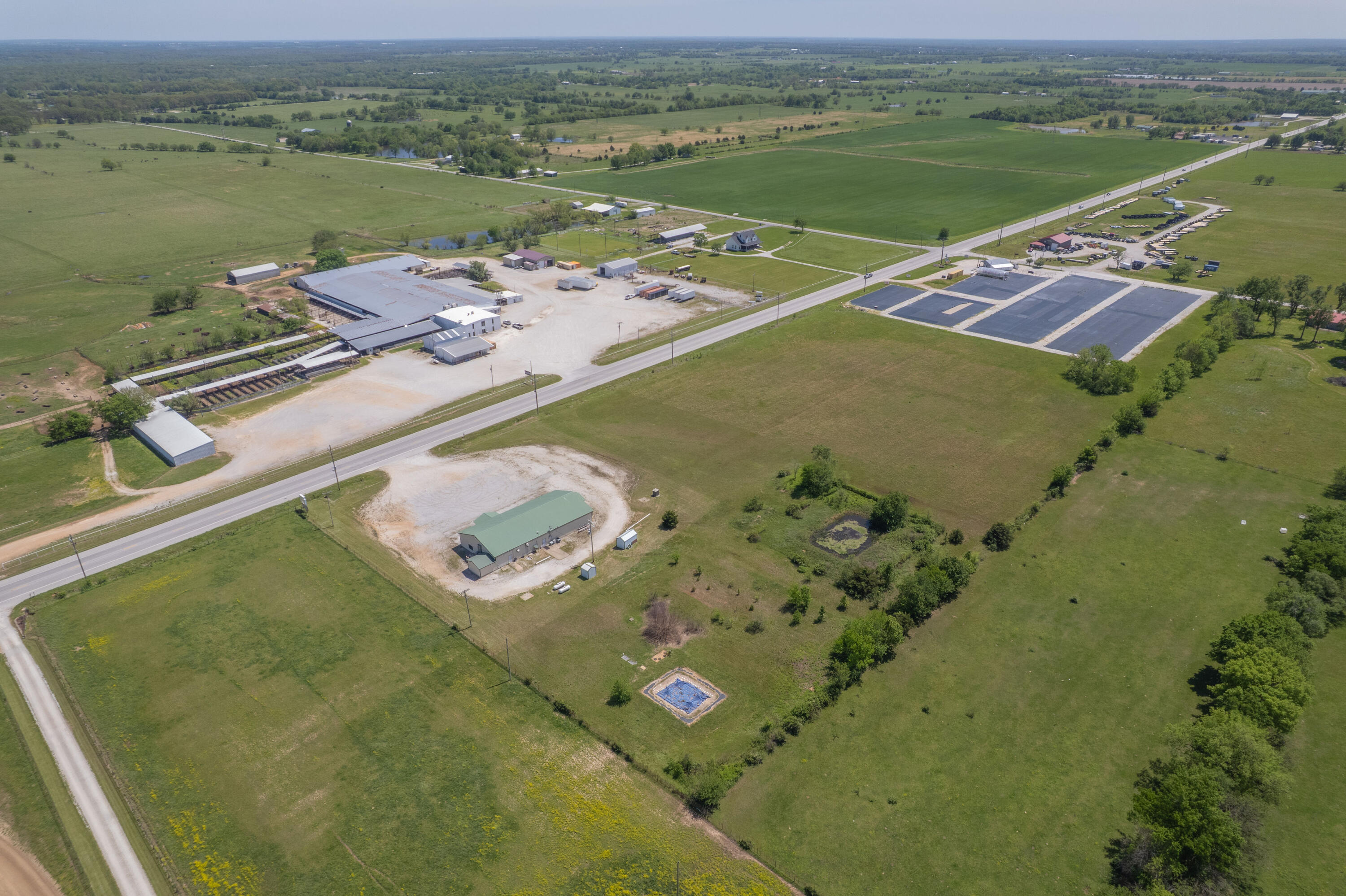 Photo 4 - Commercial Sale for sale – 1630  Highway 59   Diamond, MO
