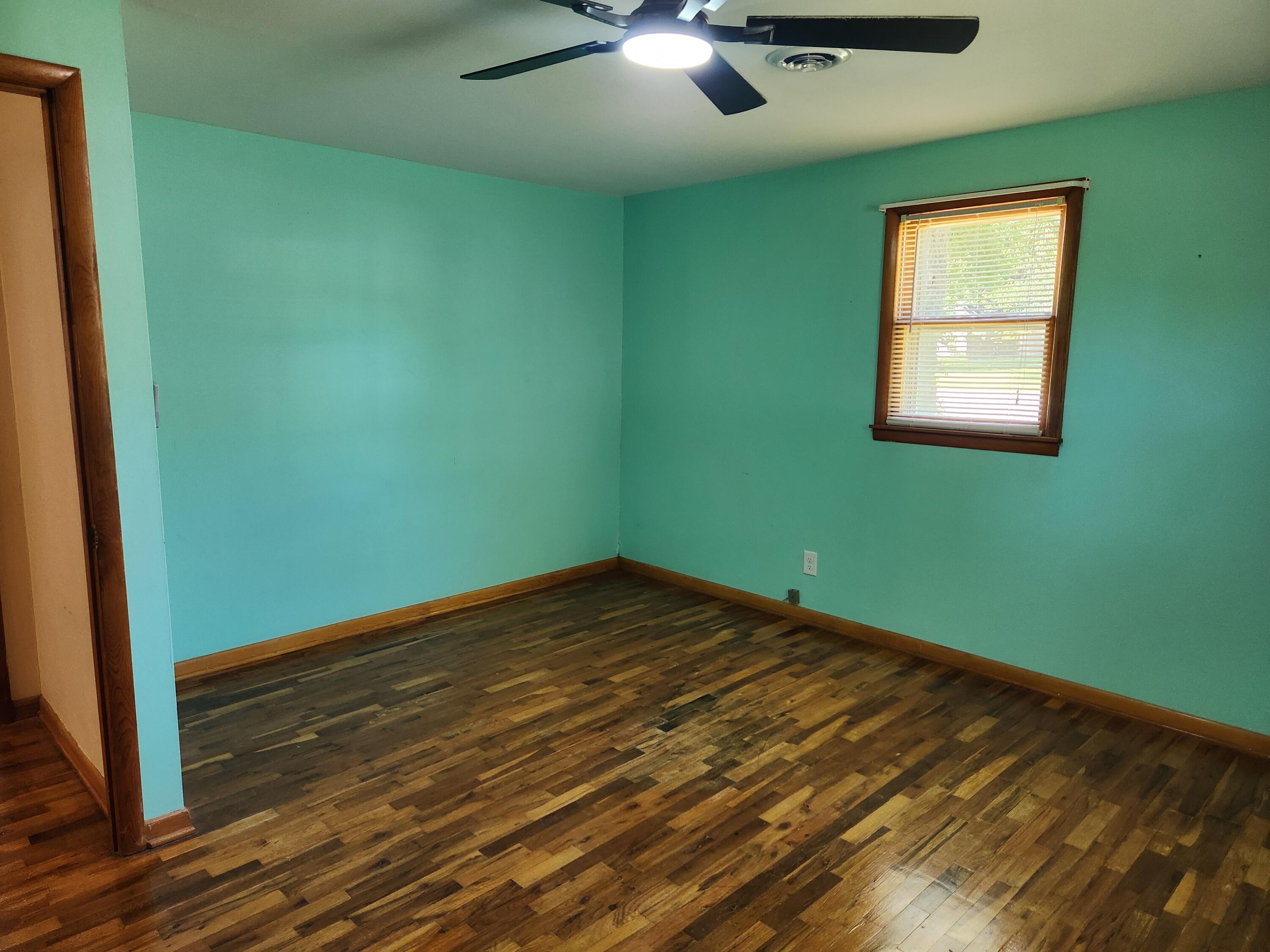 Photo 13 - Residential for sale – 510 S Missouri Street  Marionville, MO