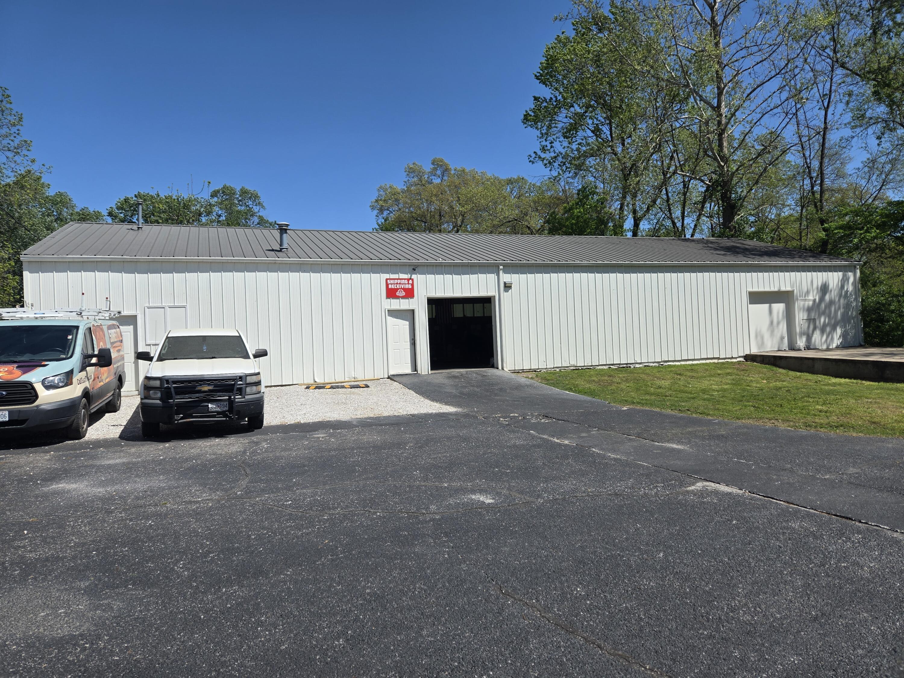 Photo 29 - Commercial Sale for sale – 808  Edison Road  Cassville, MO