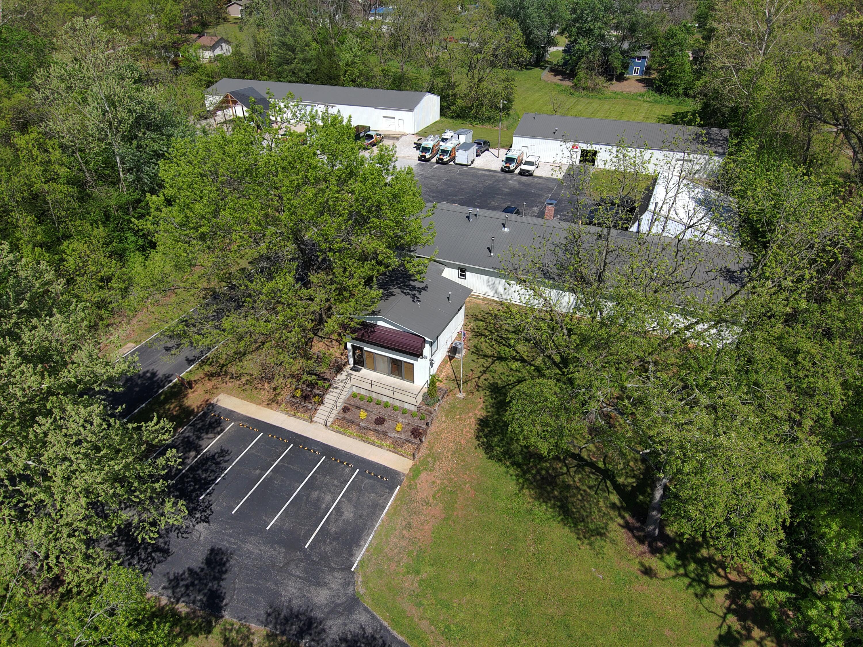 Photo 47 - Commercial Sale for sale – 808  Edison Road  Cassville, MO