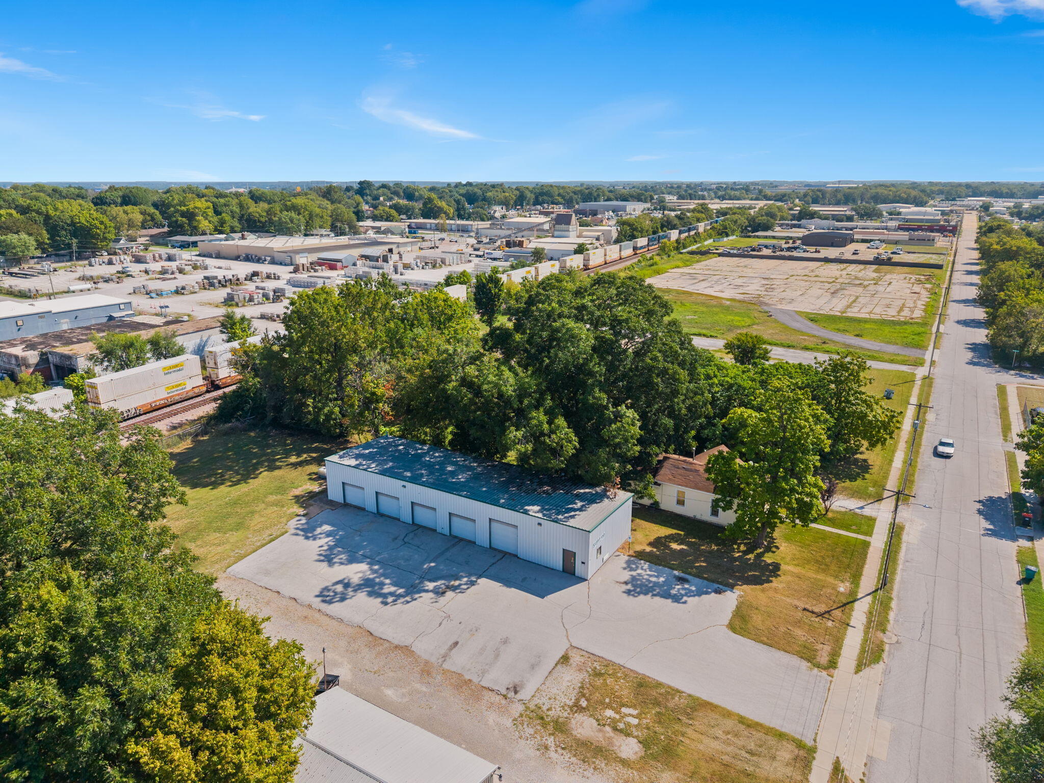 Photo 27 - Commercial Sale for sale – 1525 E Florida Street  Springfield, MO