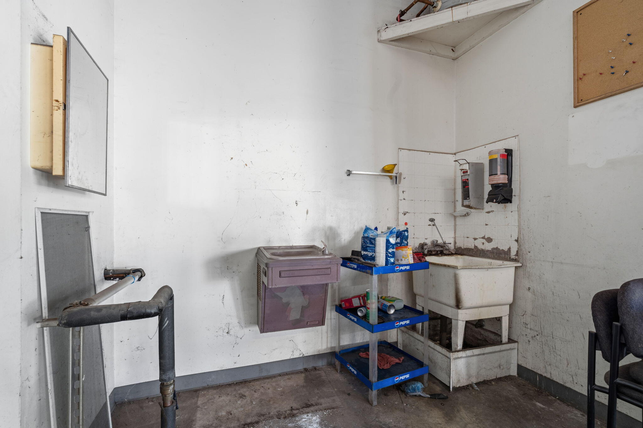 Photo 15 - Commercial Sale for sale – 1525 E Florida Street  Springfield, MO
