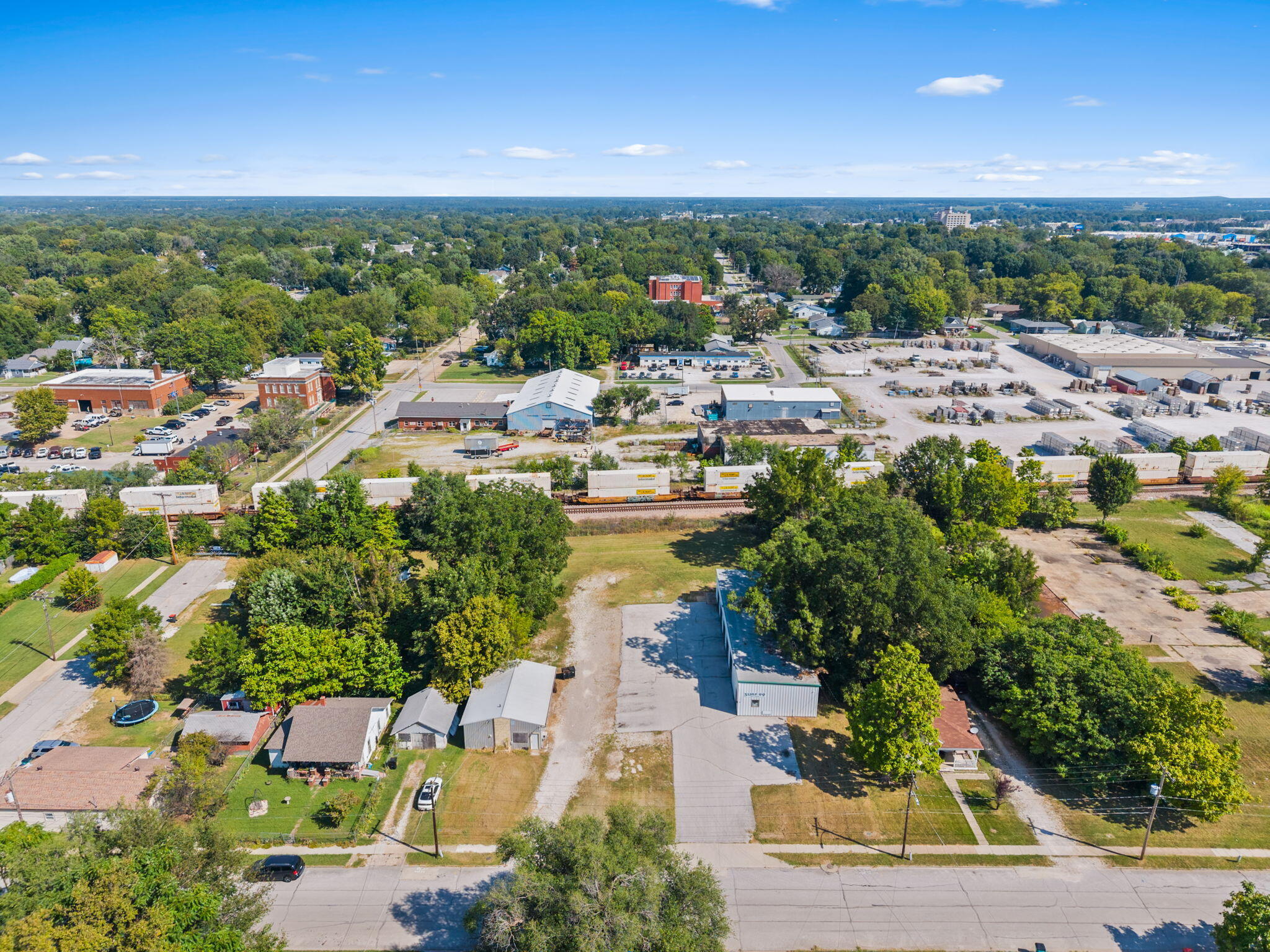 Photo 33 - Commercial Sale for sale – 1525 E Florida Street  Springfield, MO