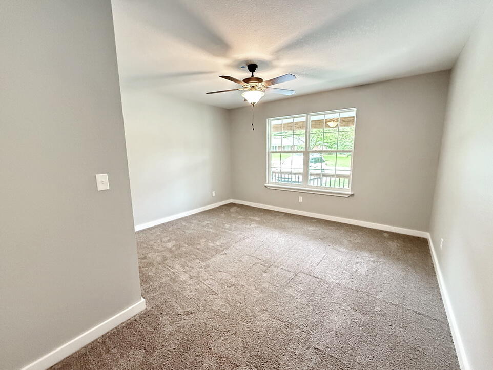 Photo 21 - Residential for sale – 1807 S Elm Street  El Dorado Springs, MO