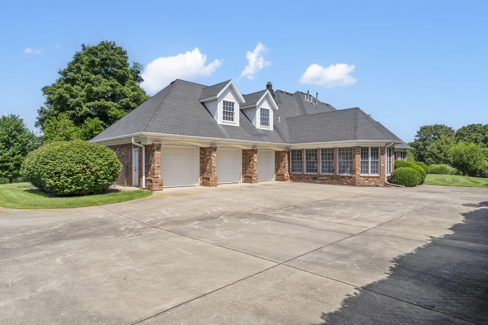 Photo 59 - Residential for sale – 4671 E Beaux Creek Lane  Springfield, MO
