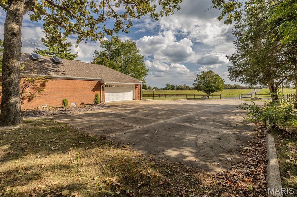 Photo 67 - Residential for sale – 21355  Ember Road  Lebanon, MO