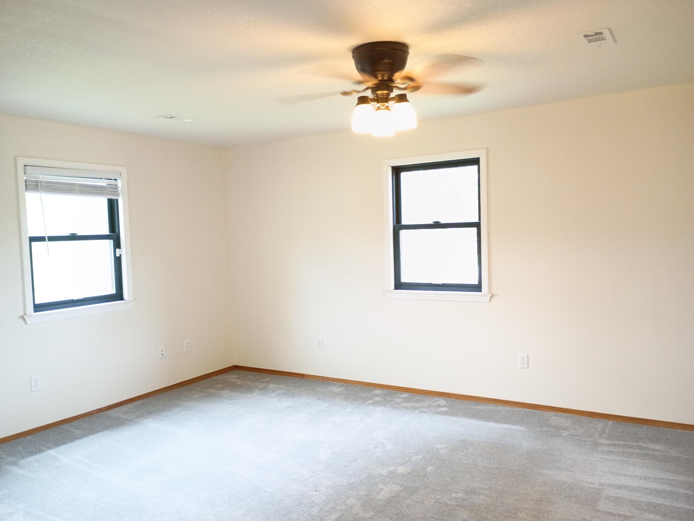Photo 9 - Residential for sale – 307 E Commercial Street  Pierce City, MO