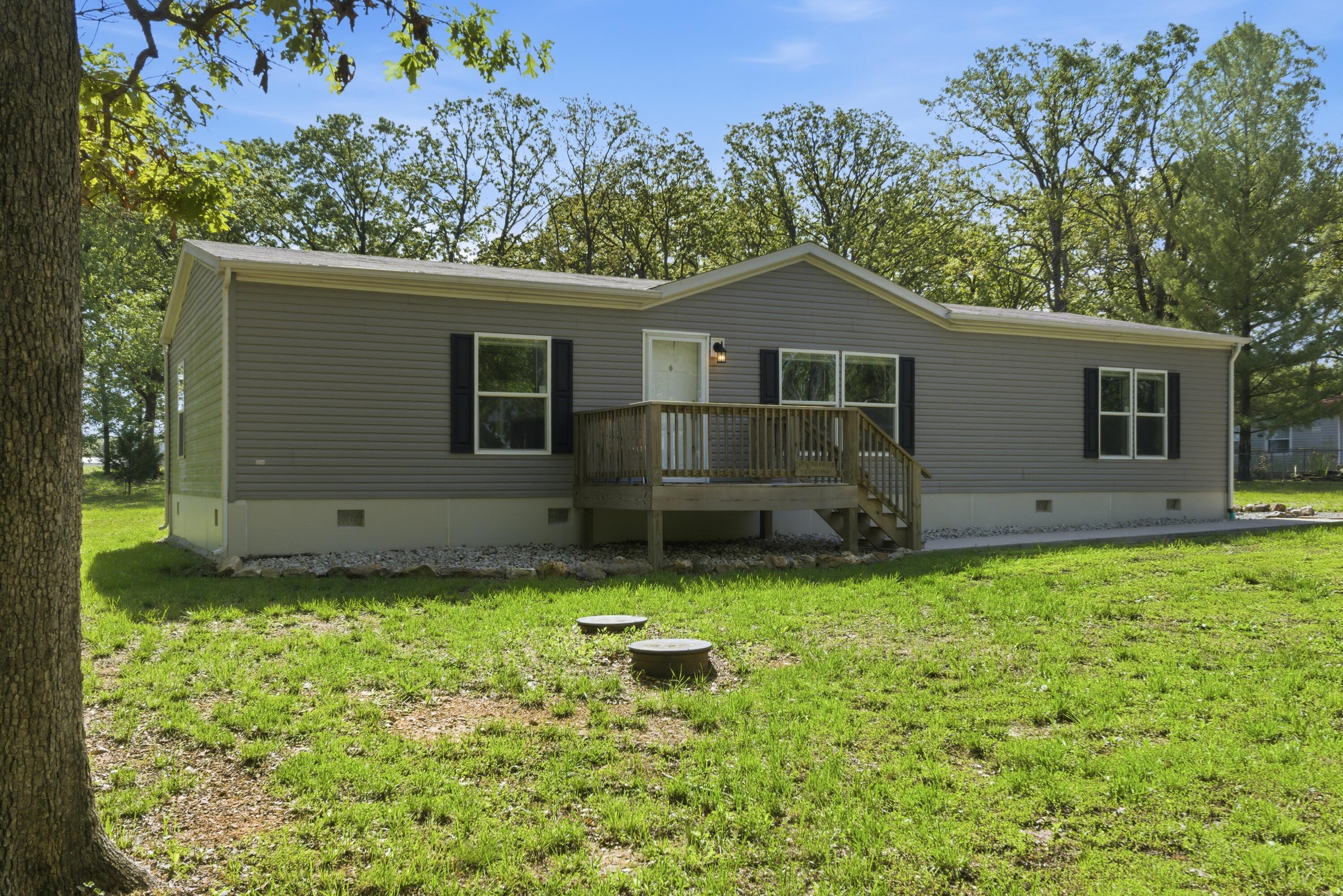 Photo 2 - Residential for sale – 22227  Doe Run Trail  Wheatland, MO