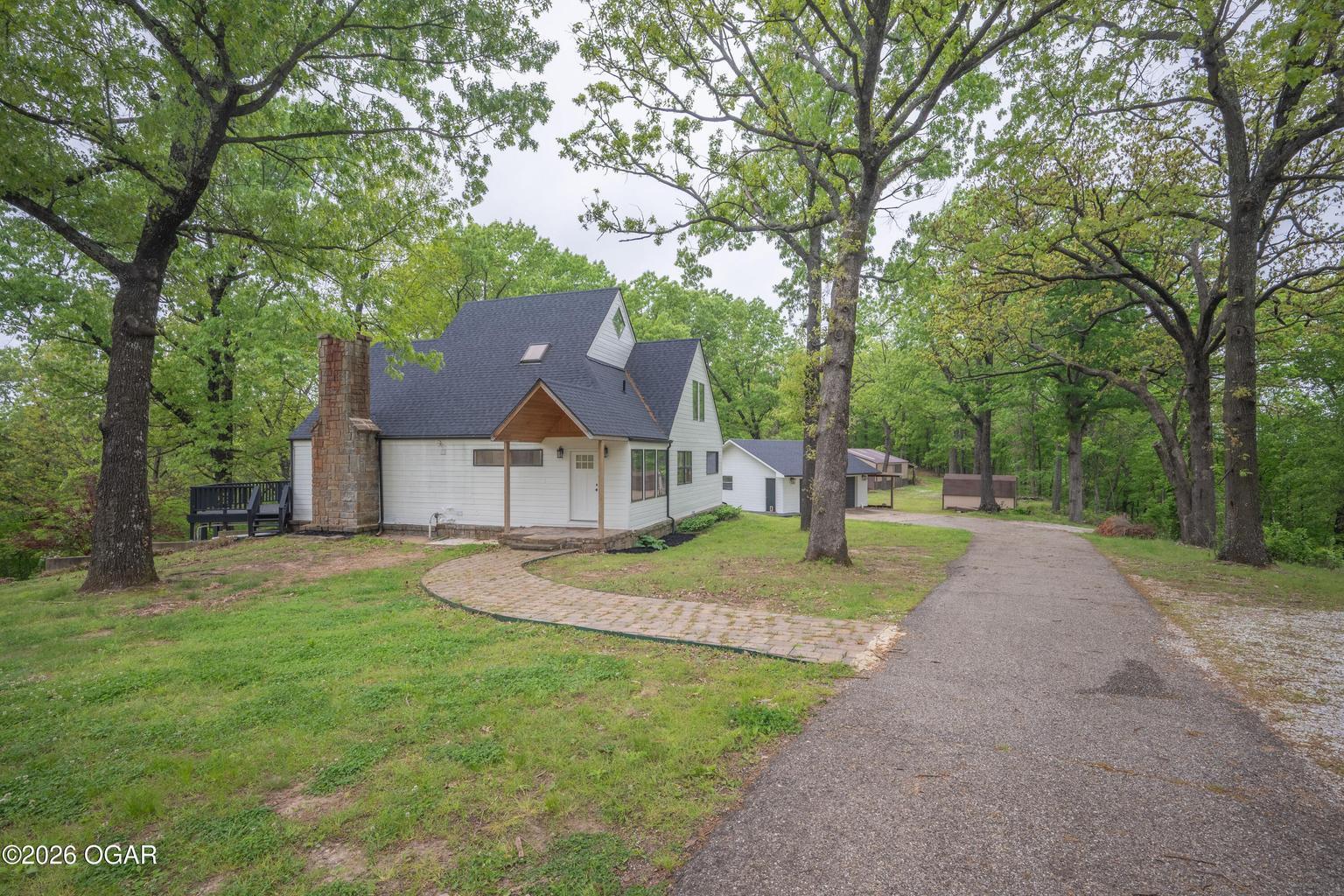 Photo 3 - Residential for sale – 18576  Hereford Road  Neosho, MO