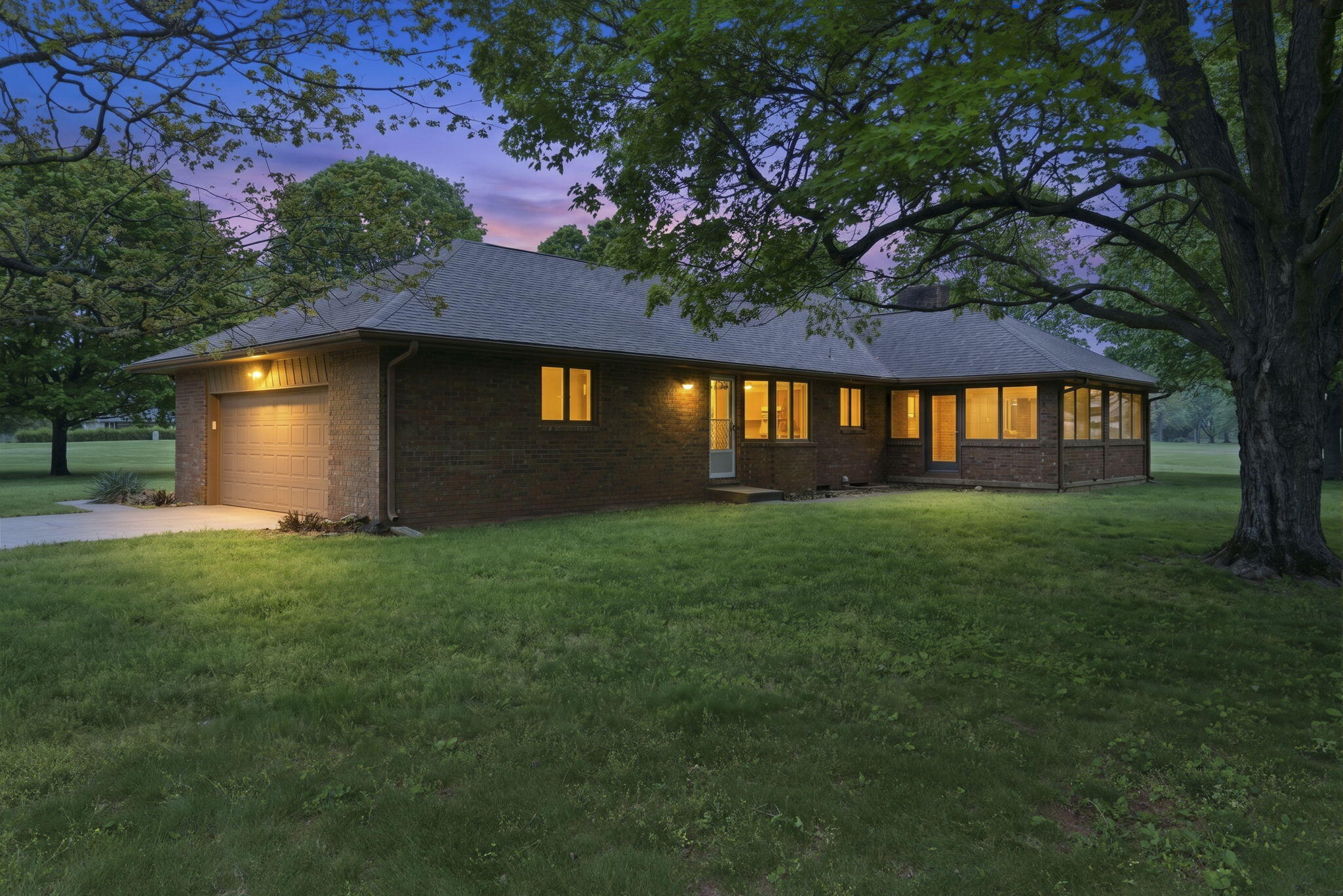 Photo 7 - Residential for sale – 431 N Farm Road 205   Springfield, MO