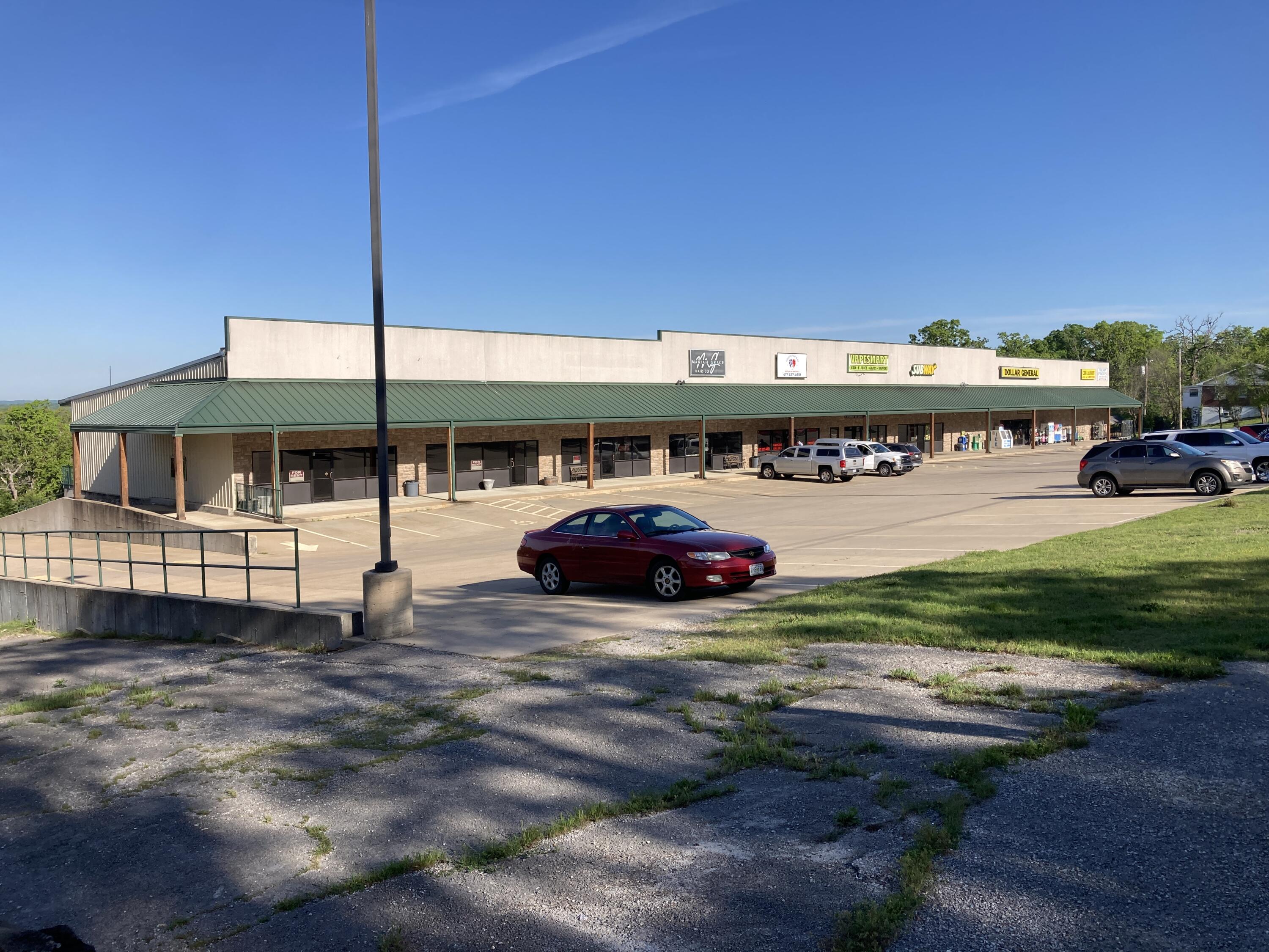 Photo 3 - Commercial Lease for sale – 14974  Us-160   Forsyth, MO