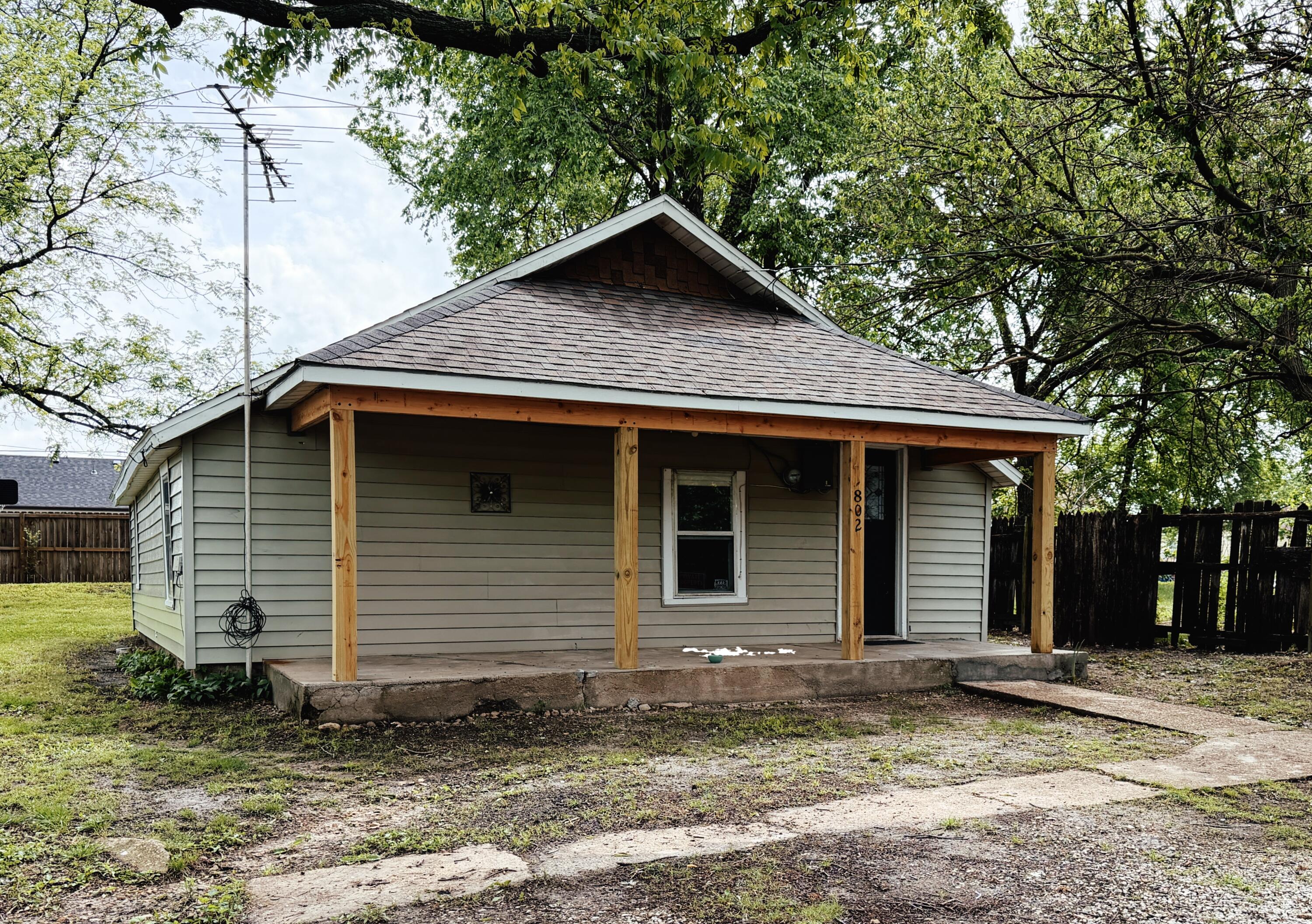 Photo 31 - Residential for sale – 802 S Main   Bolivar, MO