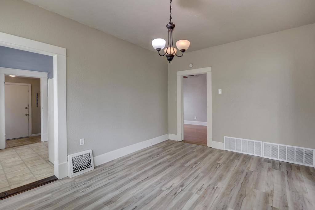 Photo 9 - Residential for sale – 2120 S Wall Avenue  Joplin, MO