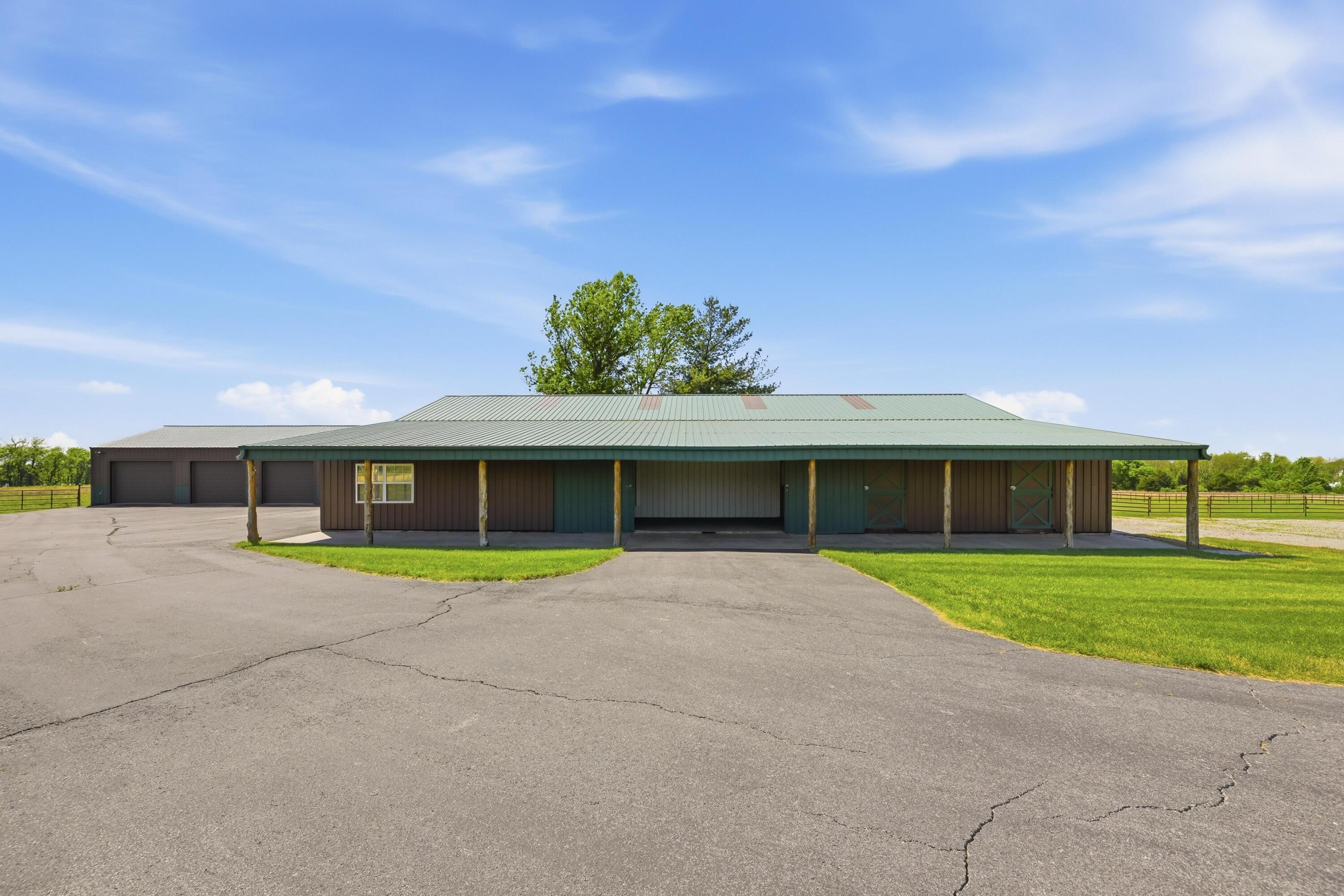 Photo 33 - Residential for sale – 9617  County Lane 262   Carl Junction, MO