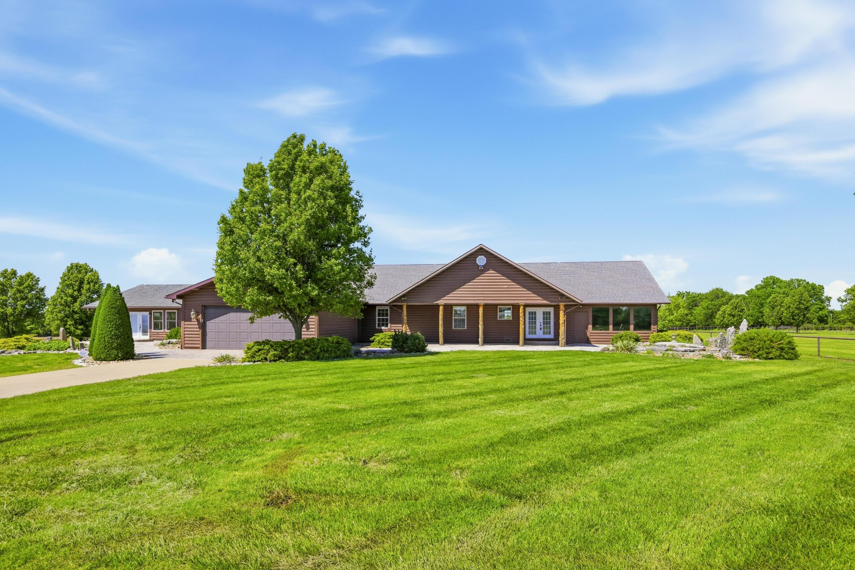 Photo 3 - Residential for sale – 9617  County Lane 262   Carl Junction, MO