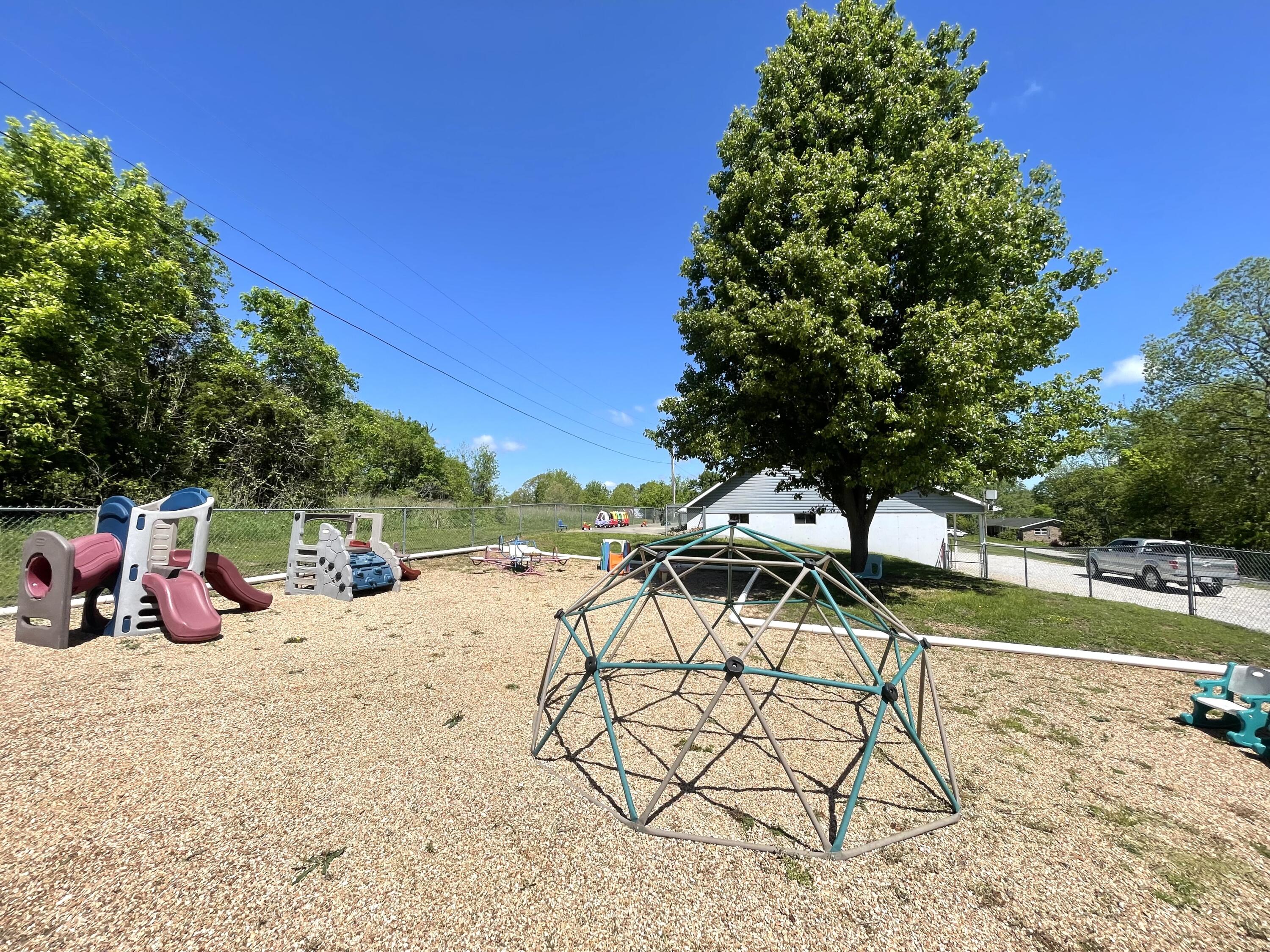 Photo 8 - Commercial Sale for sale – 707 S Hemphill Street  Crane, MO