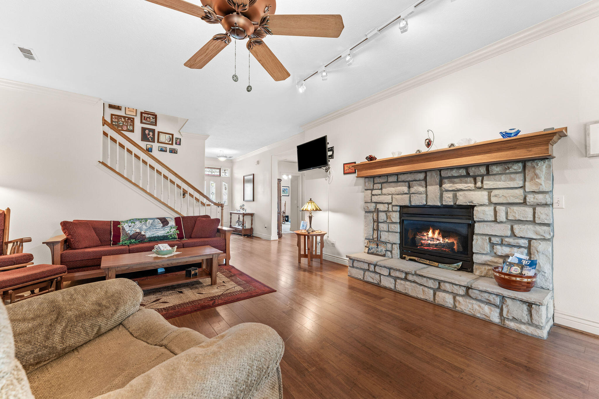Photo 9 - Residential for sale – 121  Grand Summit Pt   Branson, MO