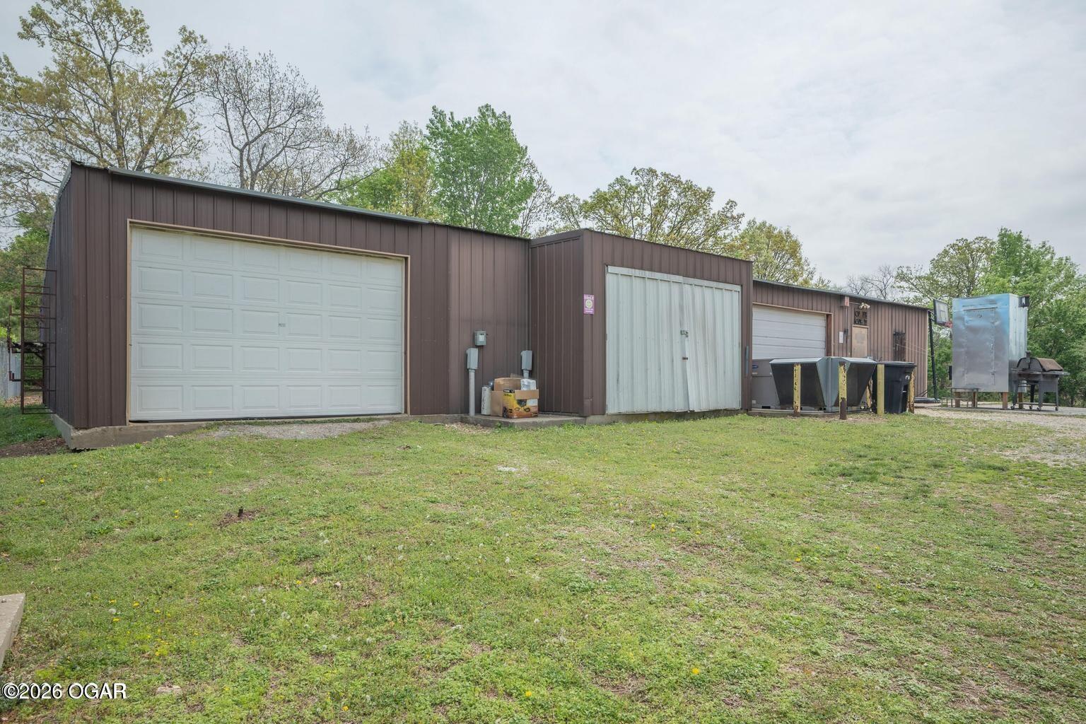 Photo 3 - Commercial Sale for sale – 341  Grizzly Lane  Pineville, MO