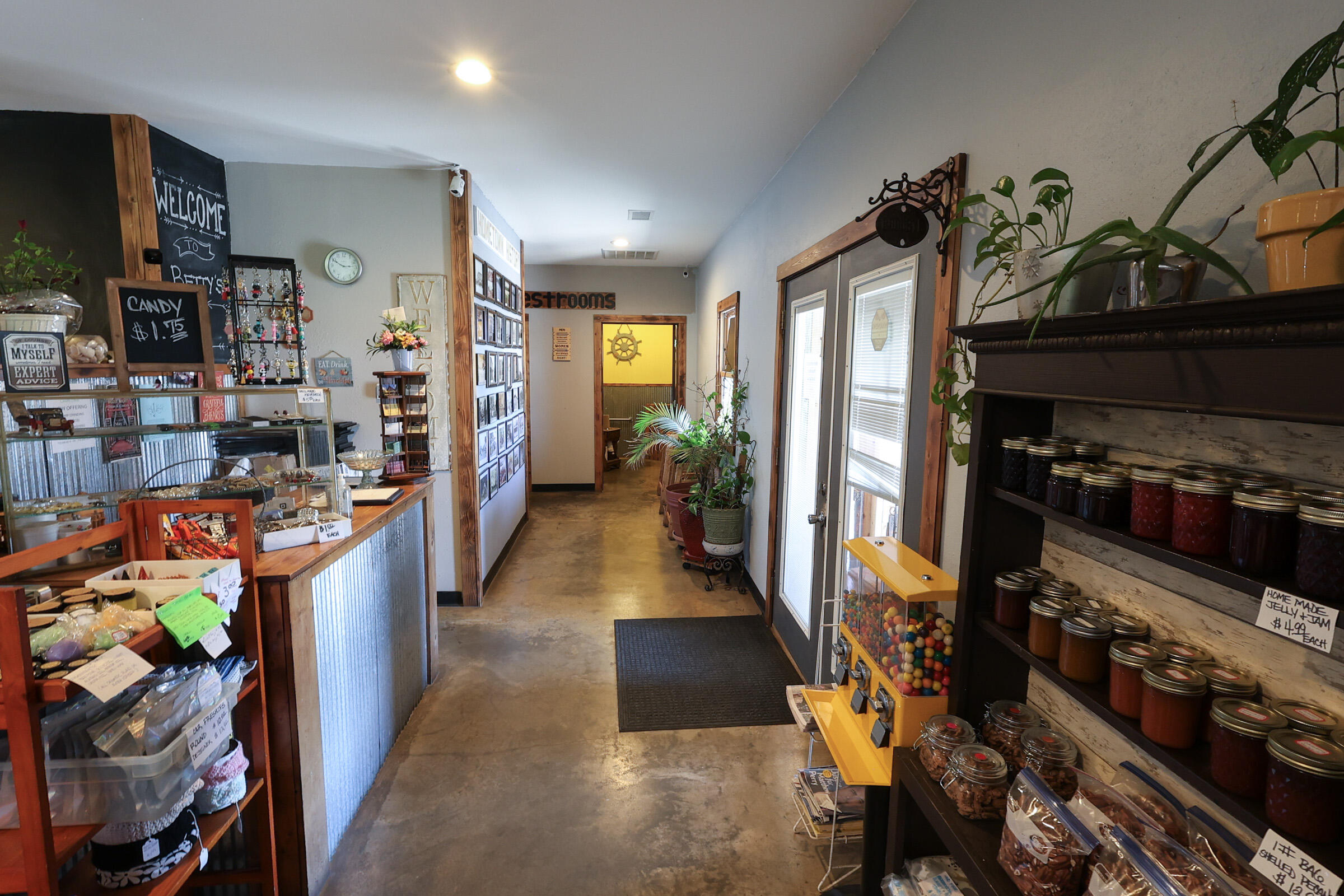 Photo 17 - Commercial Sale for sale – 6826  U.S. 63   Houston, MO