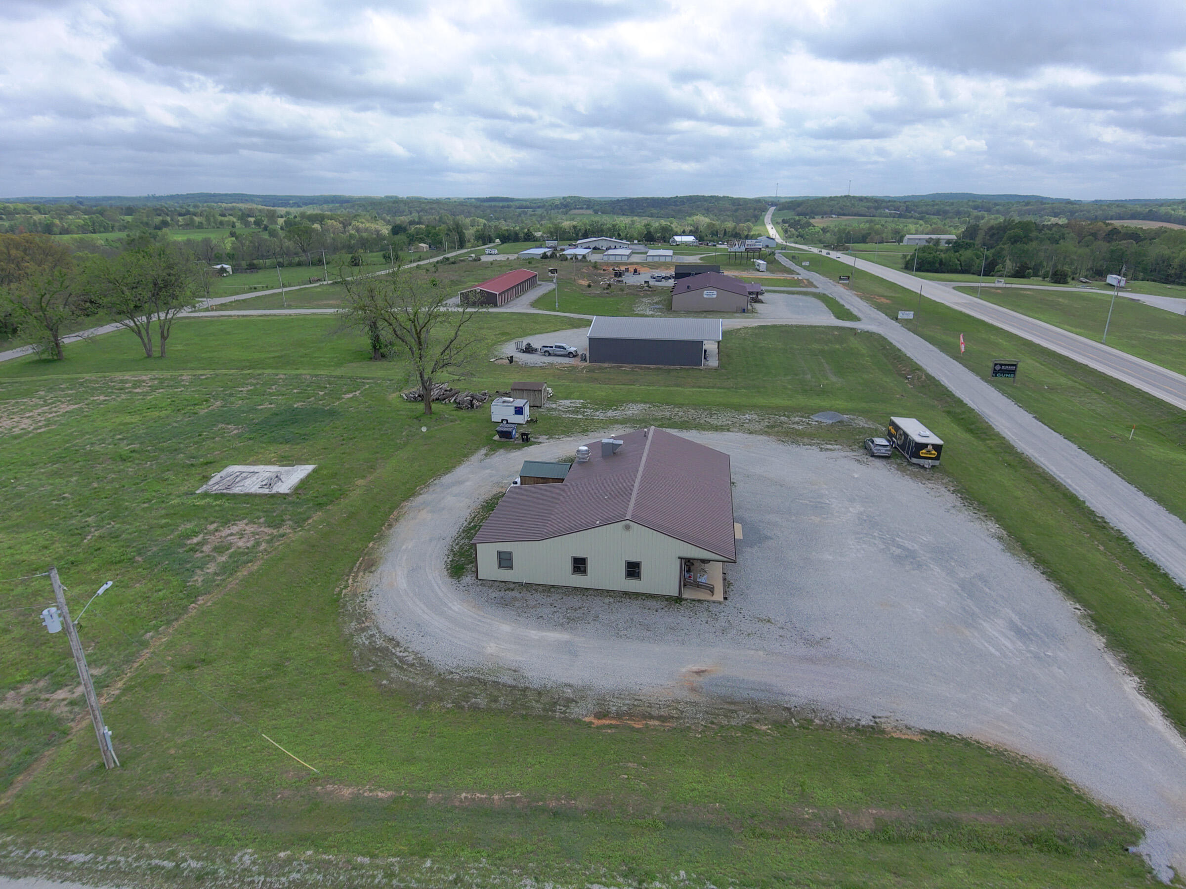 Photo 5 - Commercial Sale for sale – 6826  U.S. 63   Houston, MO