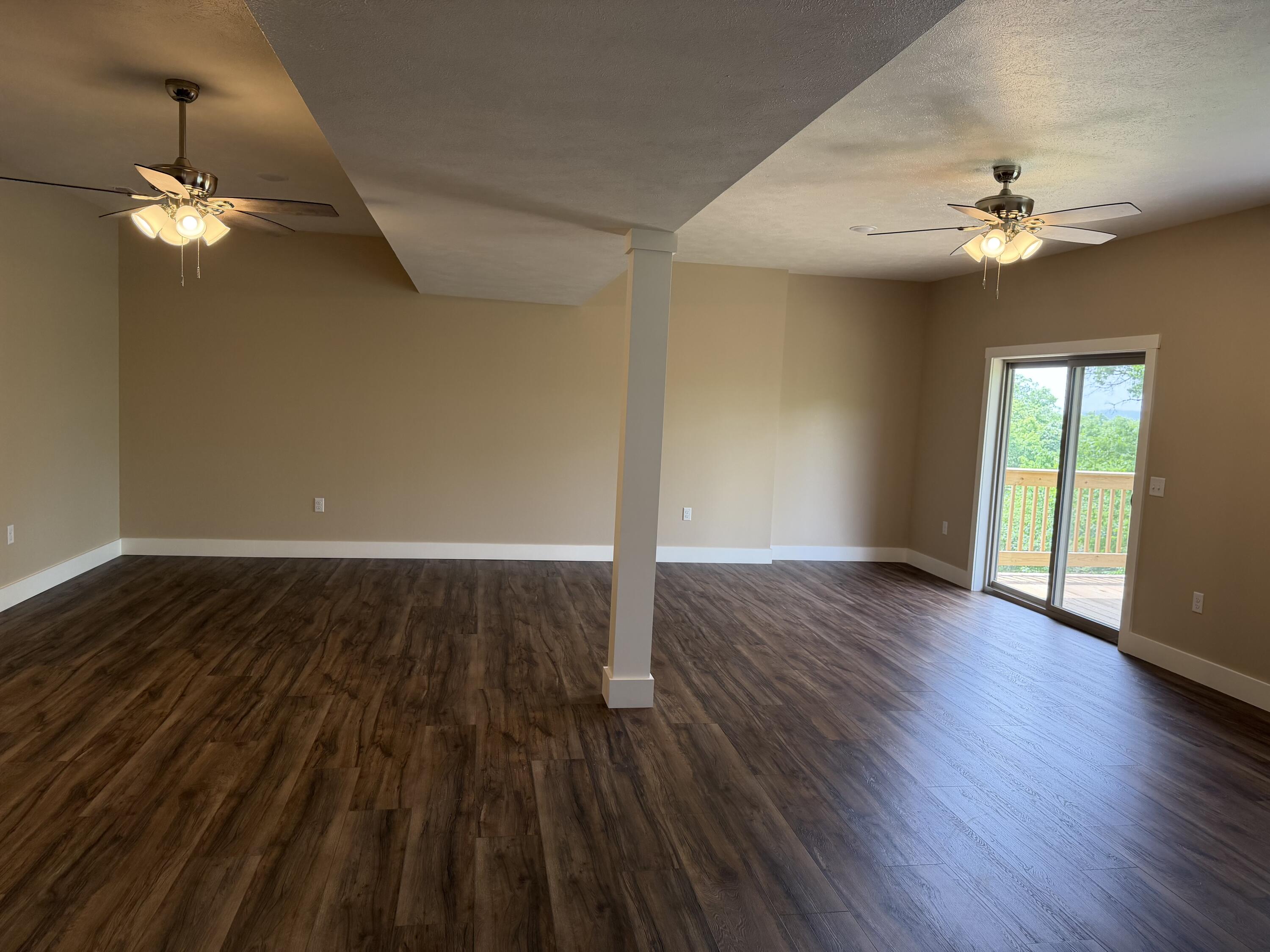 Photo 19 - Residential for sale – 180  Grand Pointe   Branson, MO