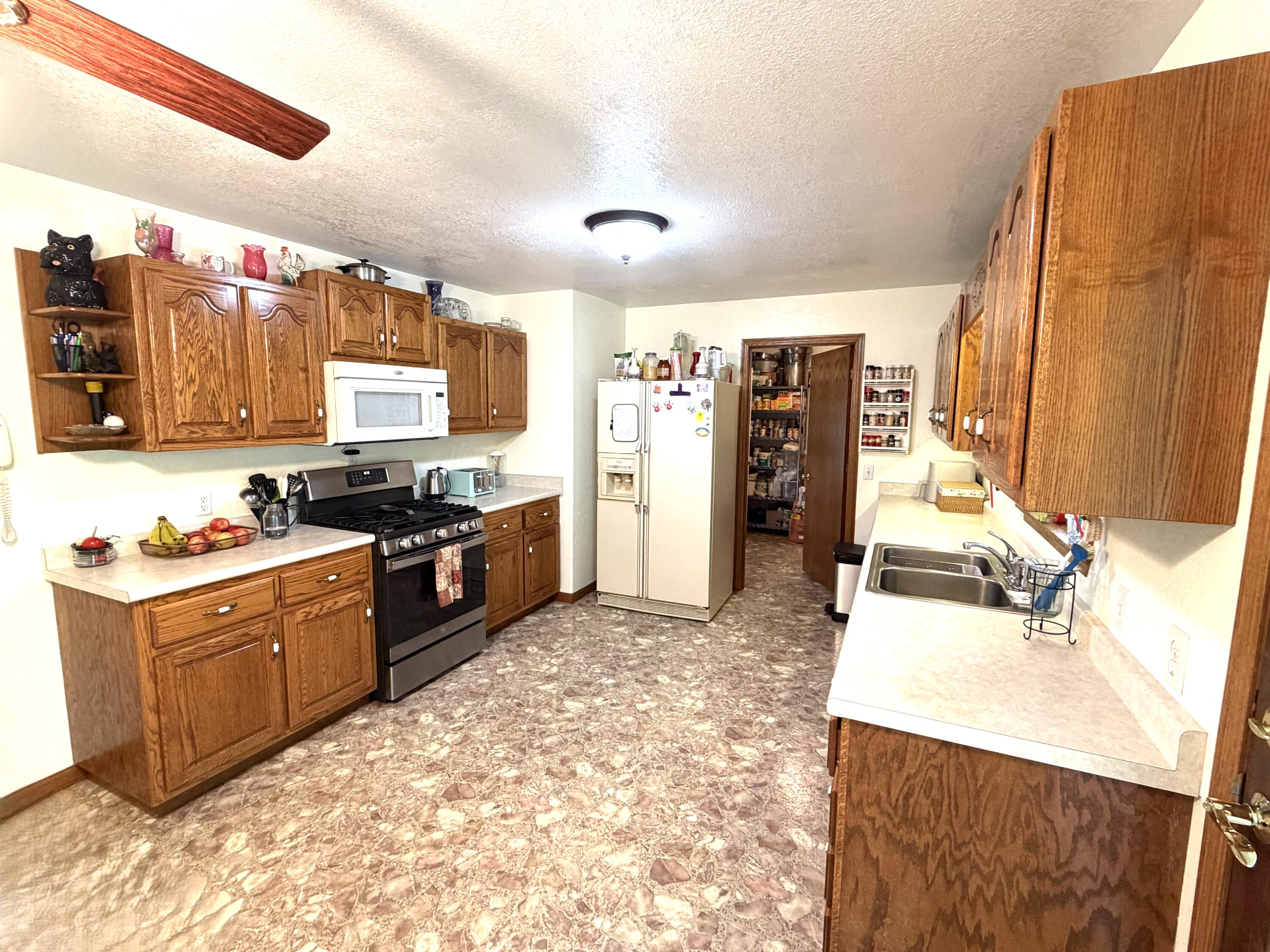 Photo 4 - Residential for sale – 2864  Spring Valley Road  Summersville, MO