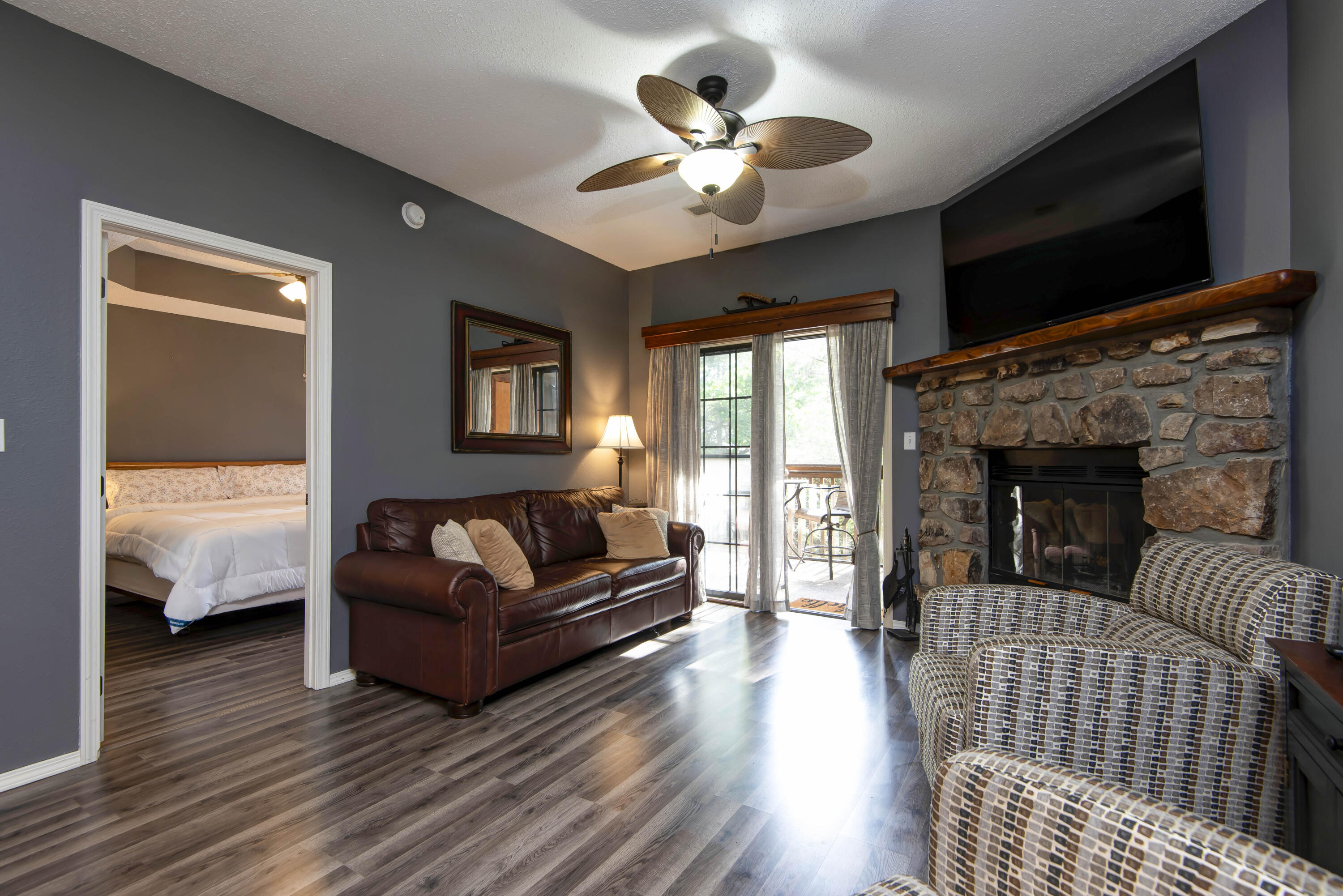 Photo 10 - Residential for sale – 45  Leaning Tree Circle  Branson, MO