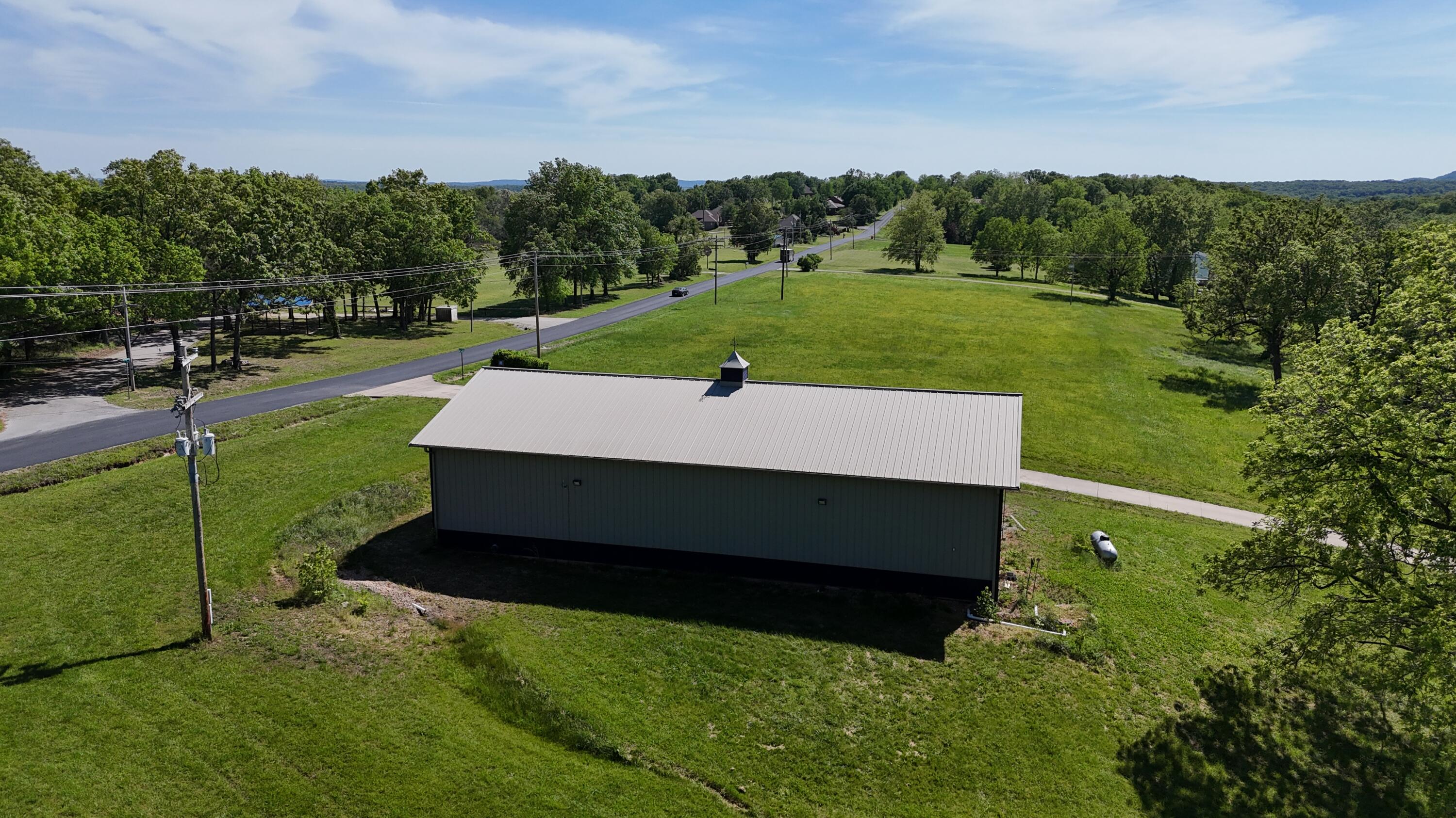 Photo 8 - Residential for sale – 21102  Farm Road 1252   Shell Knob, MO