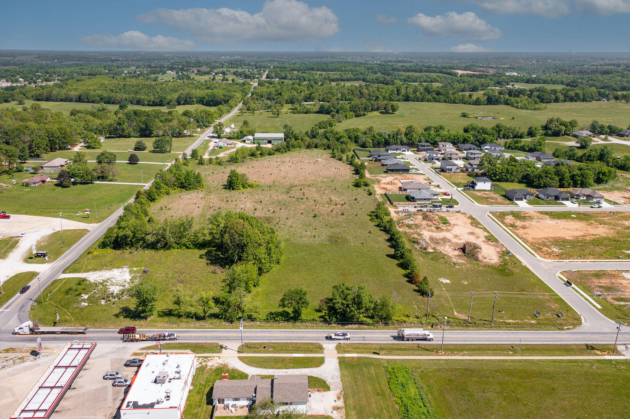 Photo 2 - Land for sale – 000  Highway 14   Clever, MO