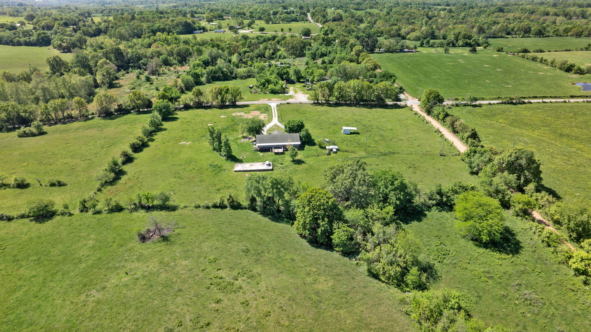 Photo 32 - Residential for sale – 727  Banner Road  Goodman, MO