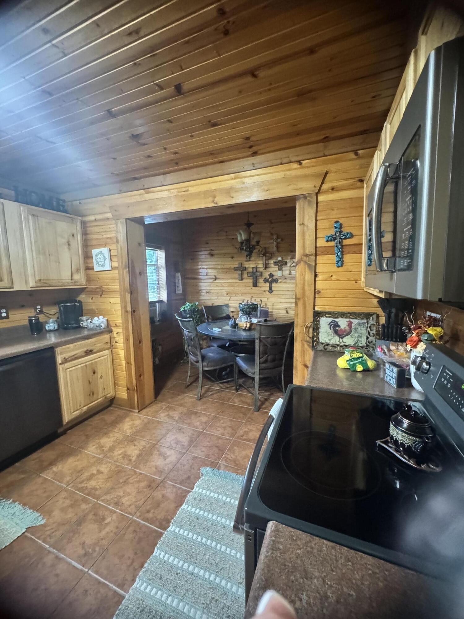 Photo 7 - Farm for sale – 9137  Farm Road 1120   Purdy, MO