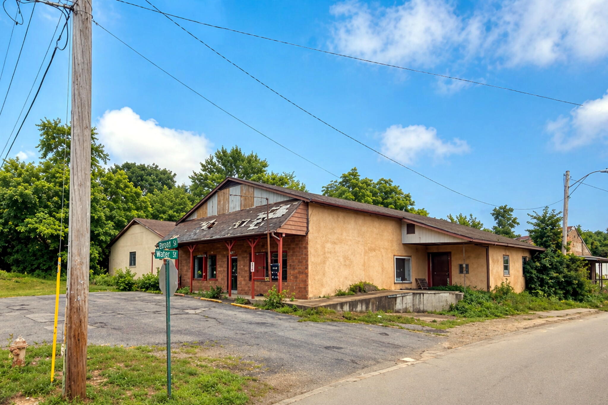 Commercial Sale for sale – 103 E Water Street Doniphan, MO