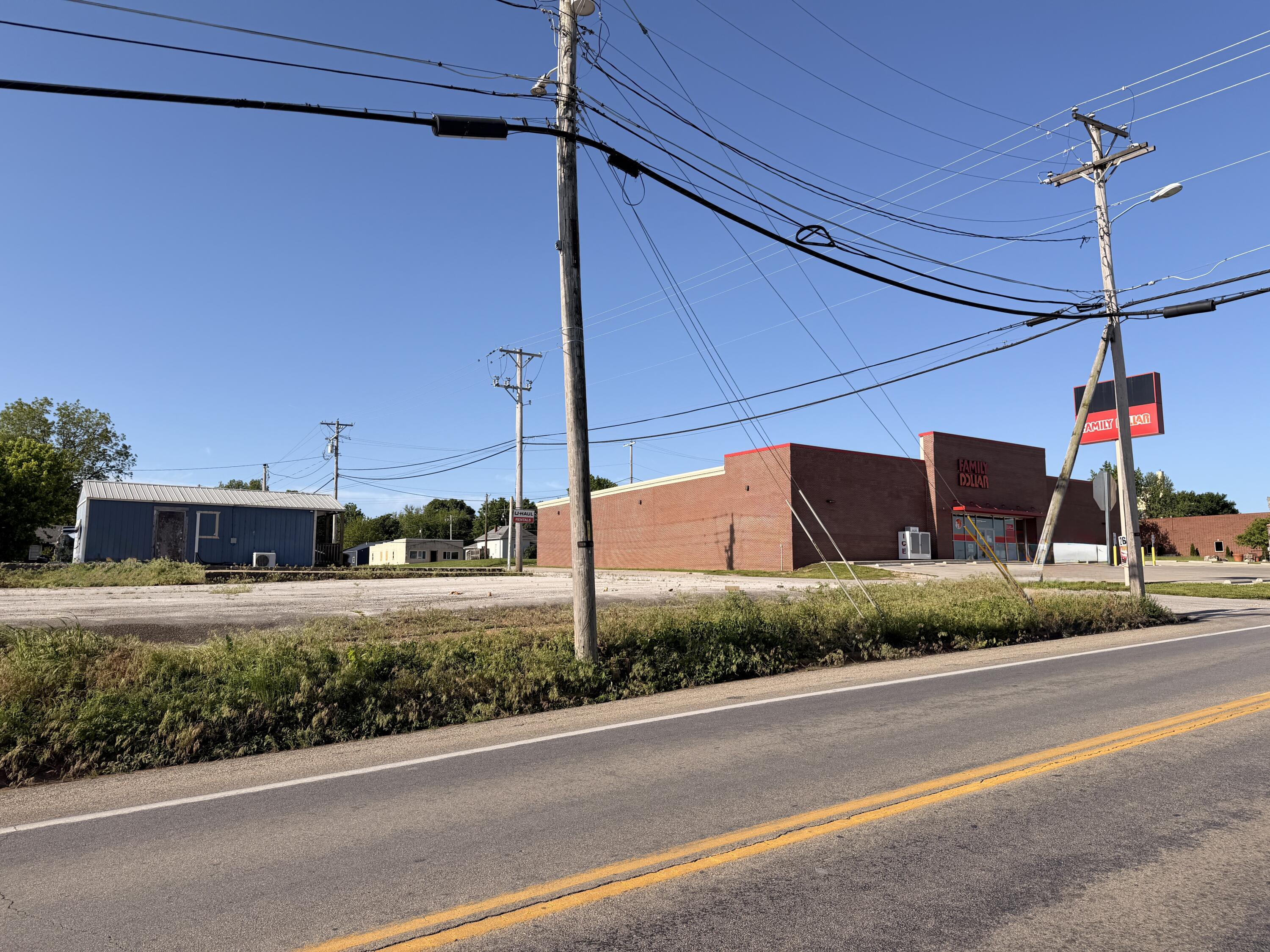 Commercial Sale for sale – 202 East Street Stockton, MO