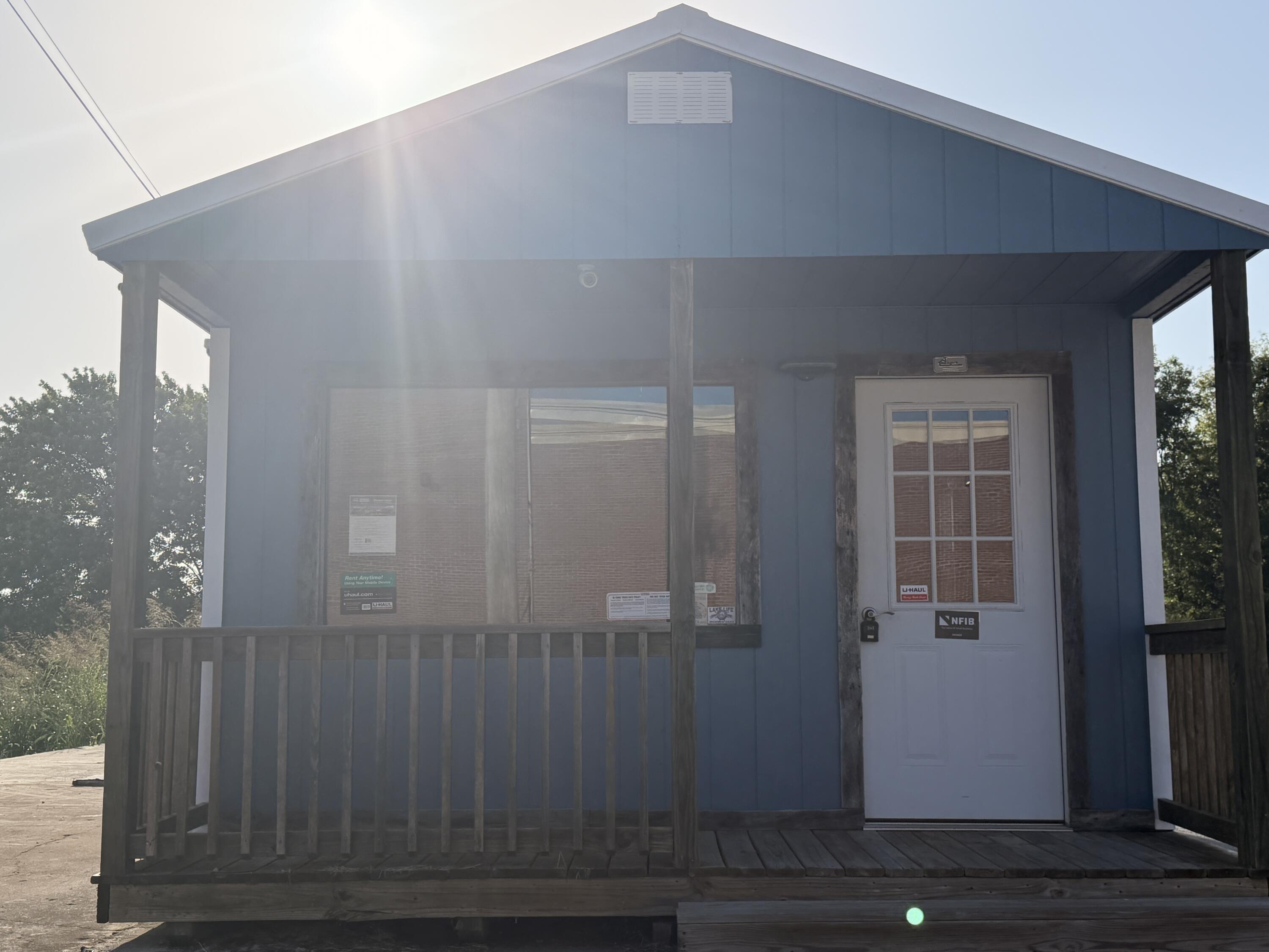 Photo 3 - Commercial Sale for sale – 202  East Street  Stockton, MO