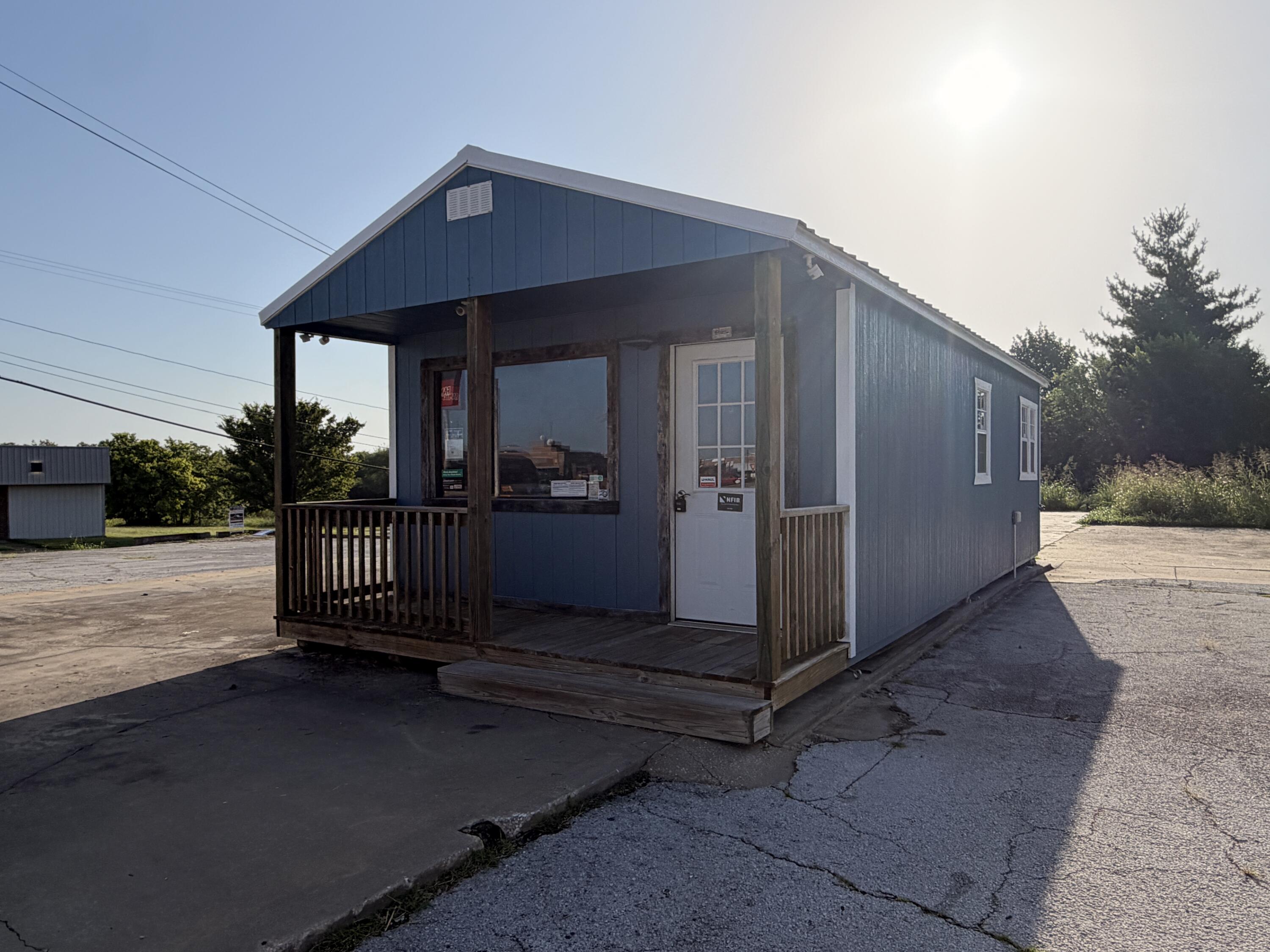 Photo 2 - Commercial Sale for sale – 202  East Street  Stockton, MO