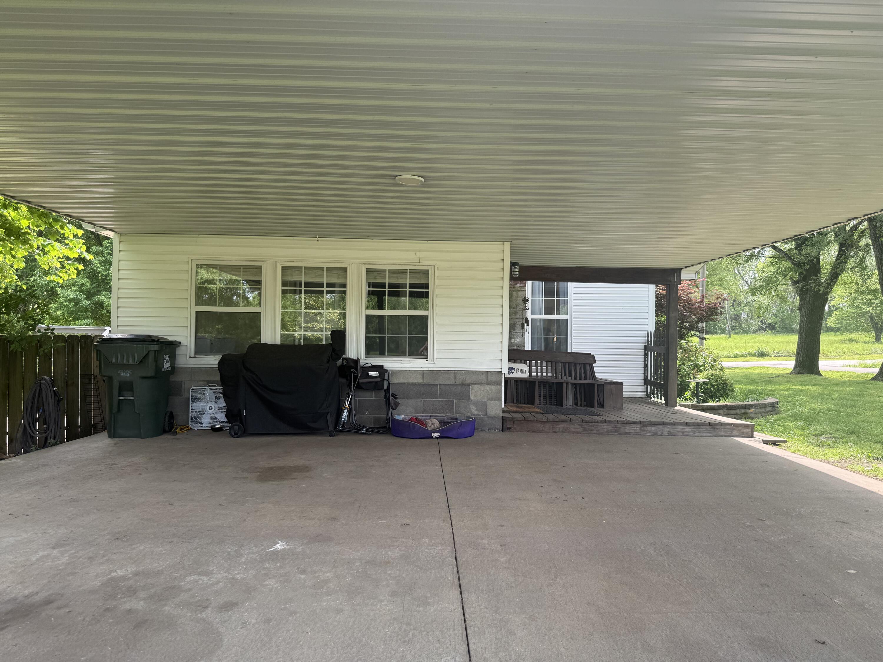 Photo 5 - Residential for sale – 602 E Sanders Street  Miller, MO