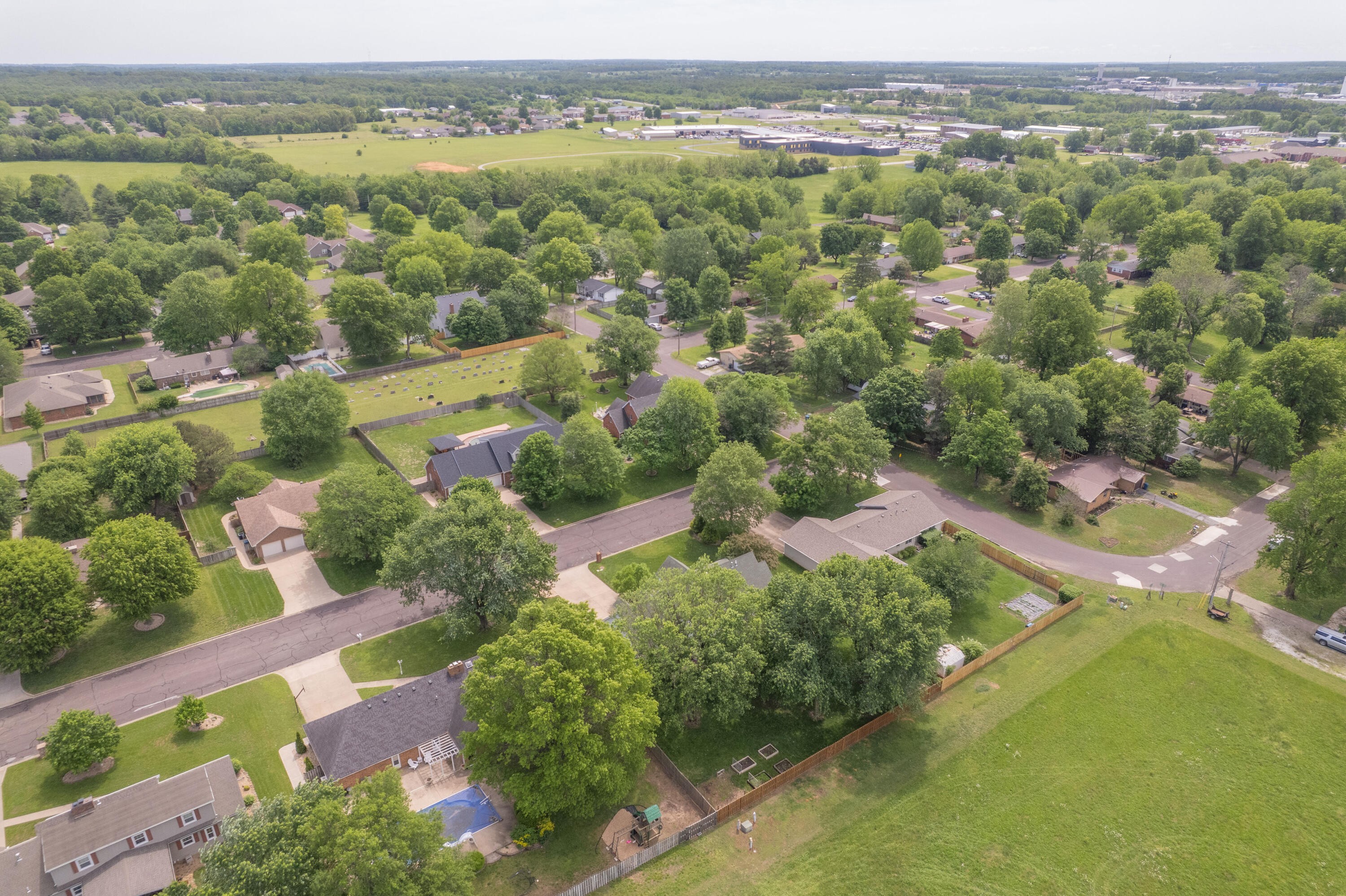 Photo 18 - Residential for sale – 1402  Dierker Drive  Monett, MO