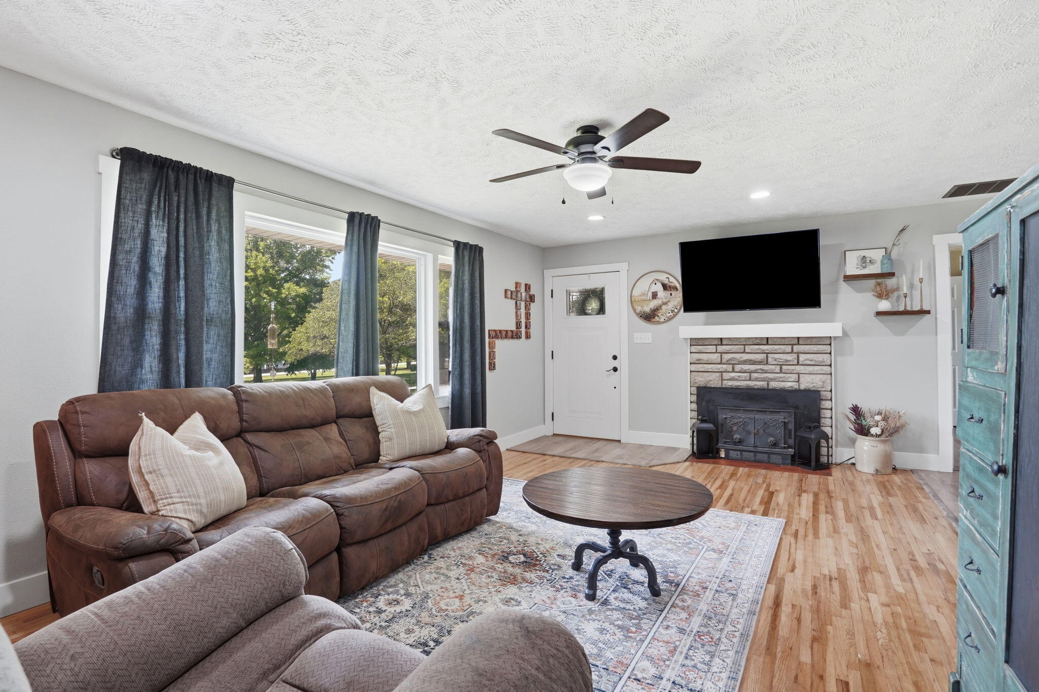 Photo 9 - Residential for sale – 1400 S Farm Road 205   Springfield, MO