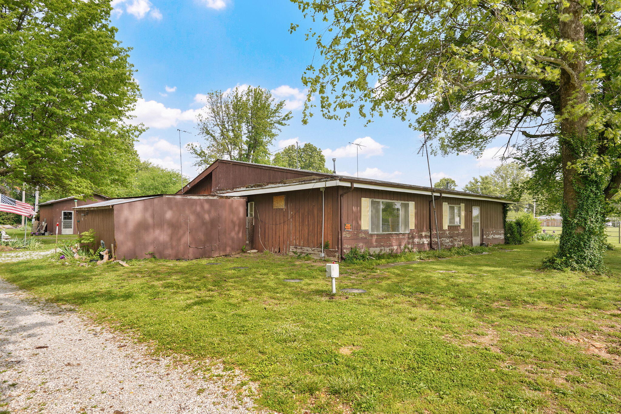 Photo 2 - Residential for sale – 2959  Us Highway 60   Billings, MO