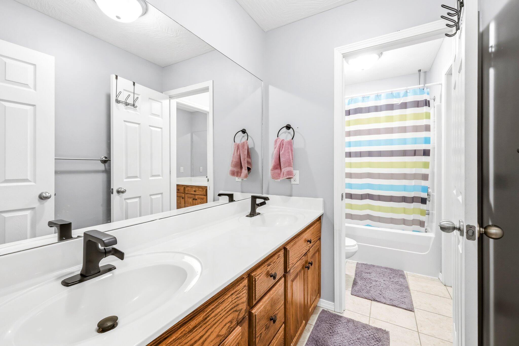 Photo 30 - Residential for sale – 370  Shores Parkway  Rogersville, MO