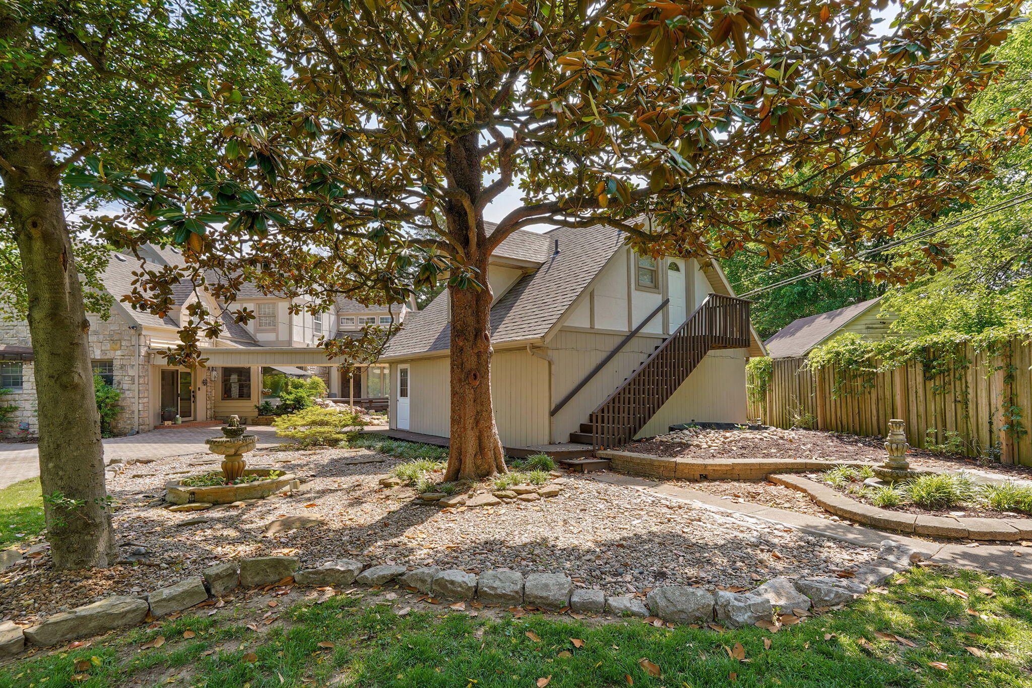Photo 73 - Residential for sale – 956 E University Street  Springfield, MO