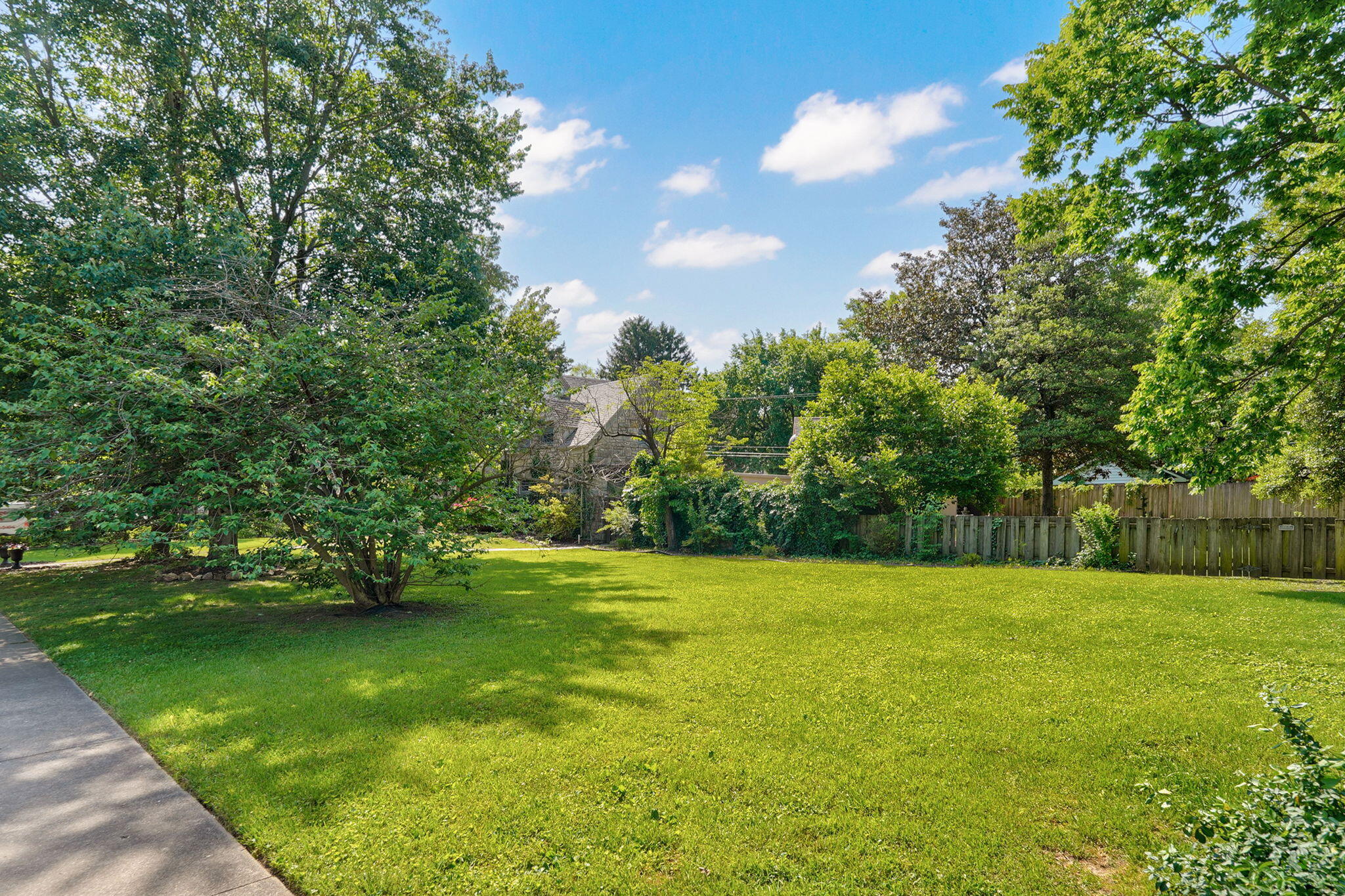 Photo 76 - Residential for sale – 956 E University Street  Springfield, MO