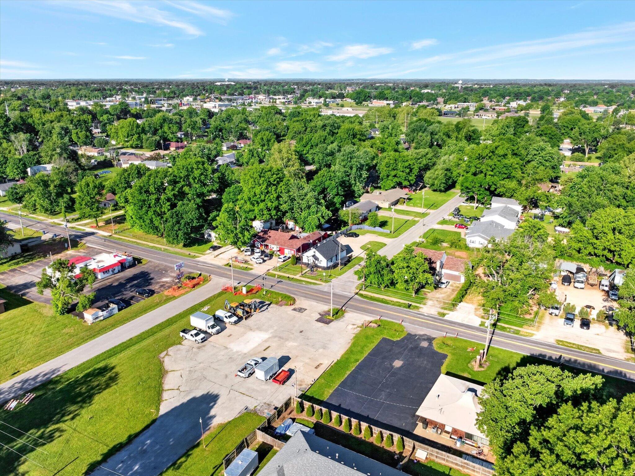 Photo 9 - Commercial Sale for sale – 425 N Main Street  Nixa, MO