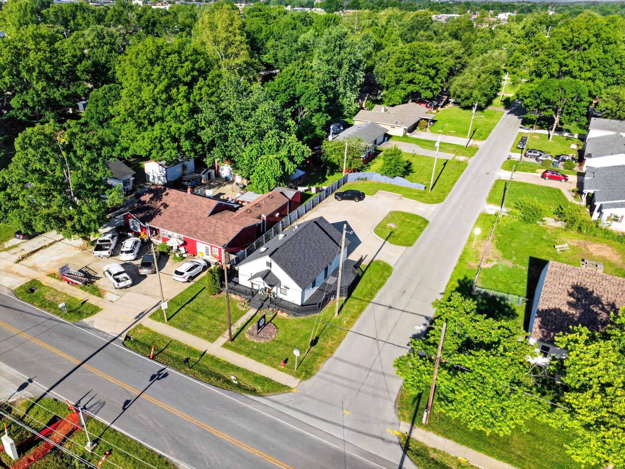 Photo 3 - Commercial Sale for sale – 425 N Main Street  Nixa, MO