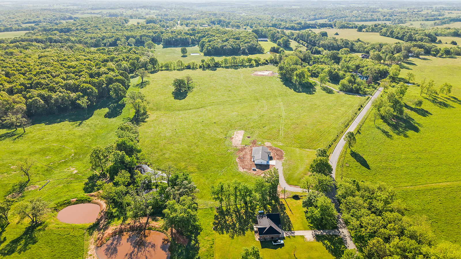 Photo 15 - Residential for sale – 24672  Farm Road 2012   Crane, MO