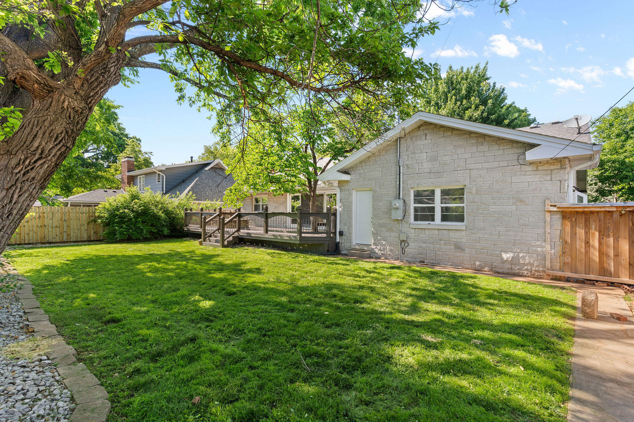 Photo 33 - Residential for sale – 826 E Portland Street  Springfield, MO